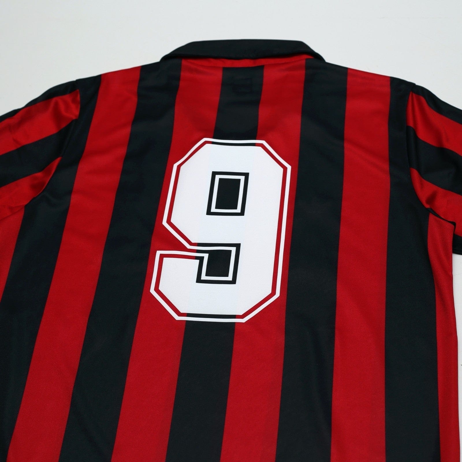 1990/91 Van Basten #9 AC Milan Retro adidas Originals Football Shirt (M)