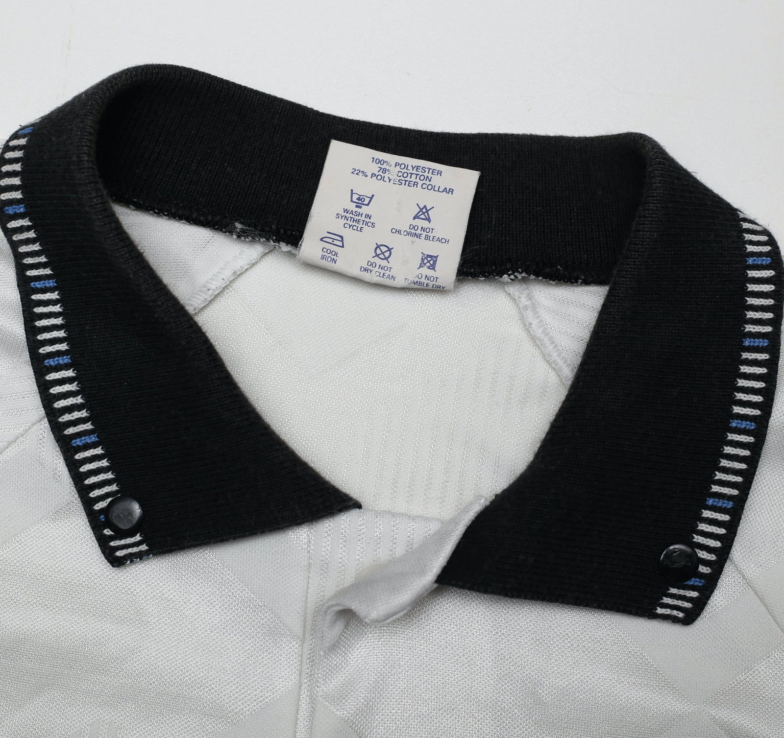 1990/92 ASTON VILLA Vintage Umbro Away Football Shirt (S)