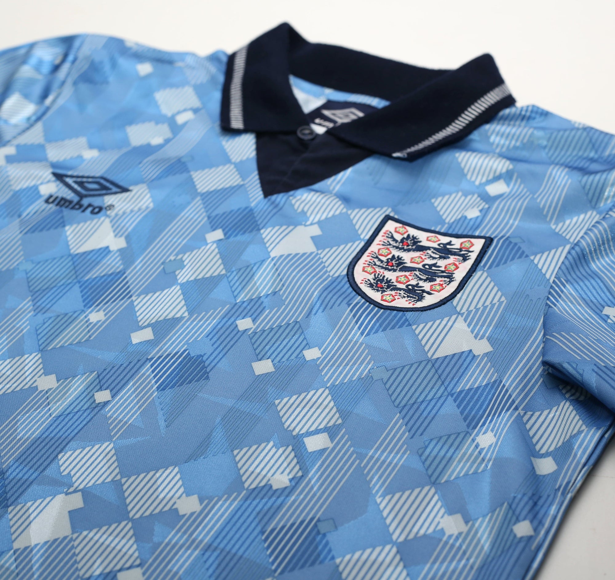 1990/92 ENGLAND Retro Official Umbro Re-Issue 3rd Football Shirt (S) Italia 90