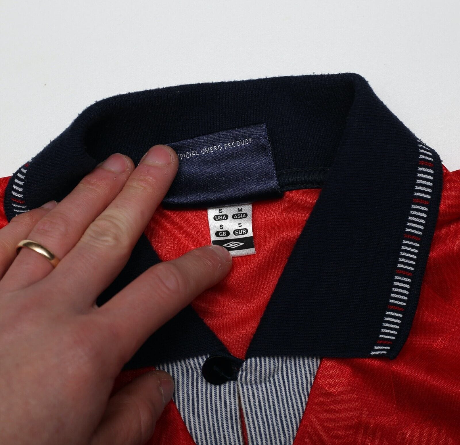 1990/92 GASCOIGNE #19 England Retro Umbro Away Football Shirt (S) Italia 90