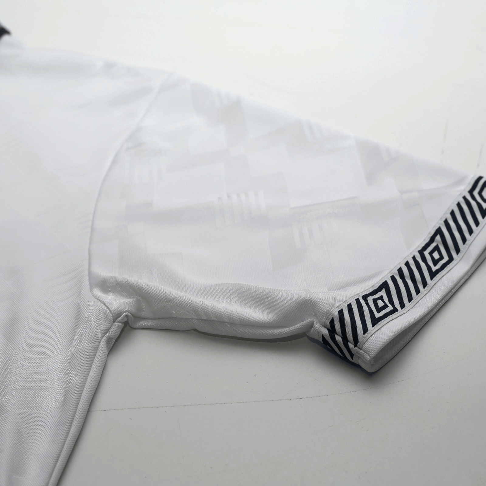 1990/92 Gascoigne #19 England Retro Umbro Home Football Shirt (L) Italia 90