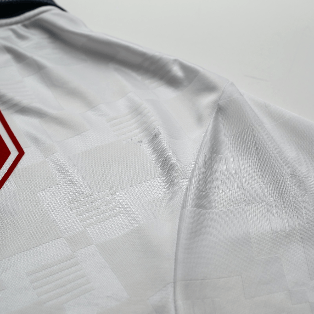 1990/92 Gascoigne #19 England Retro Umbro Home Football Shirt (L) Italia 90