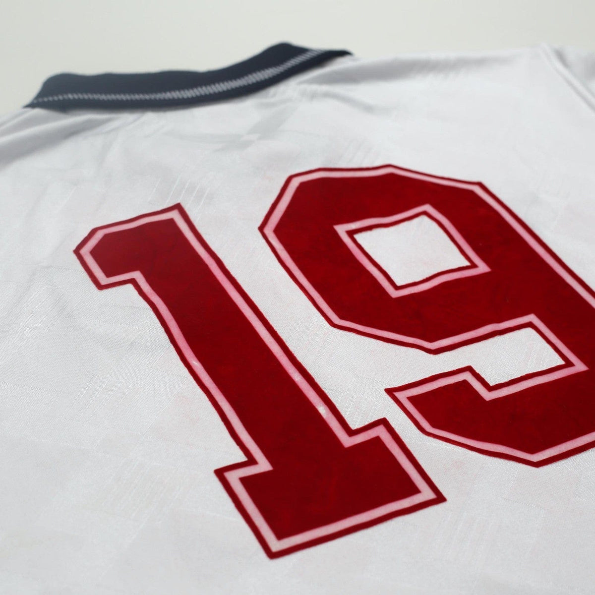 1990/92 Gascoigne #19 England Retro Umbro Home Football Shirt (L) Italia 90