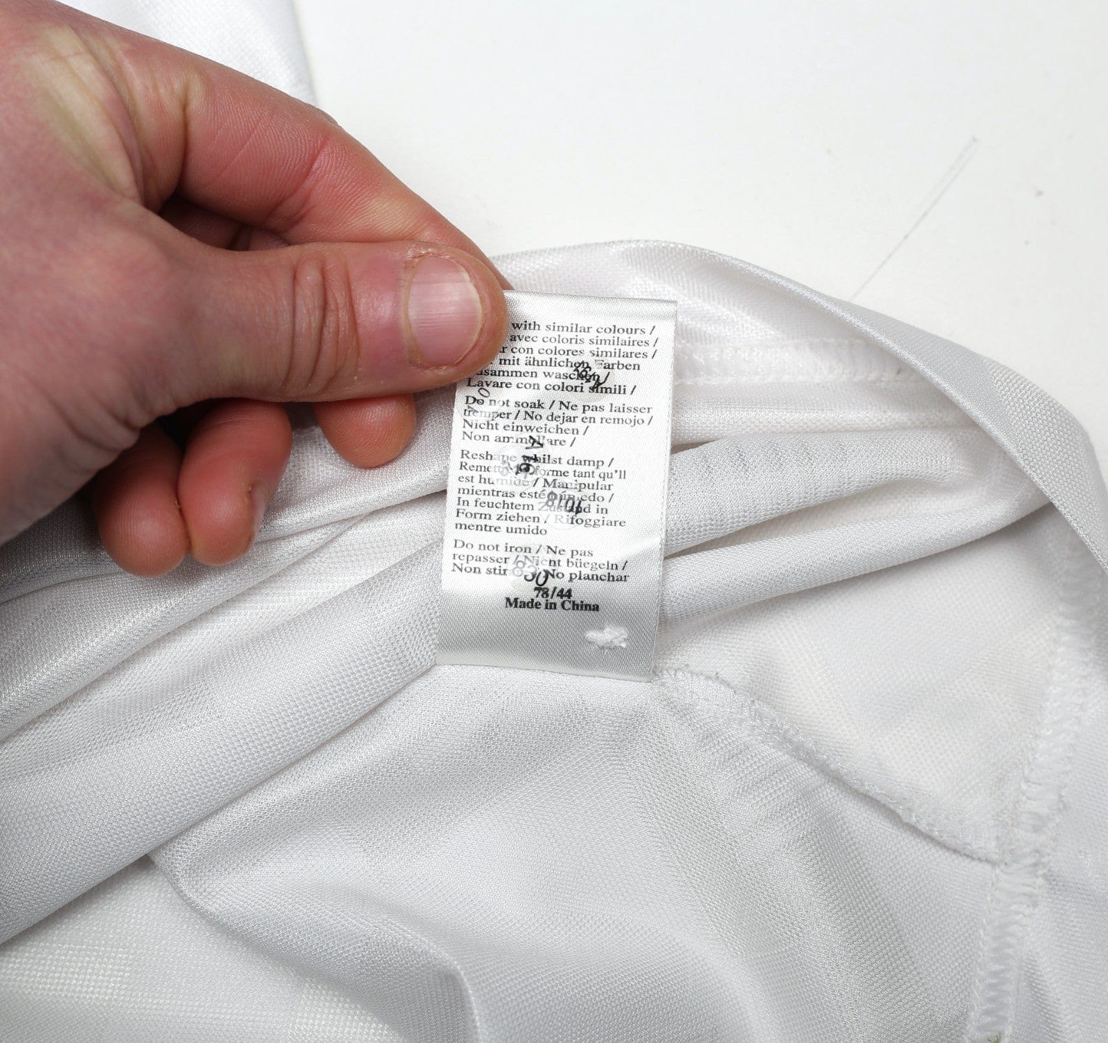 1990/92 GASCOIGNE #19 England Retro Umbro Home Football Shirt (M) Italia 90