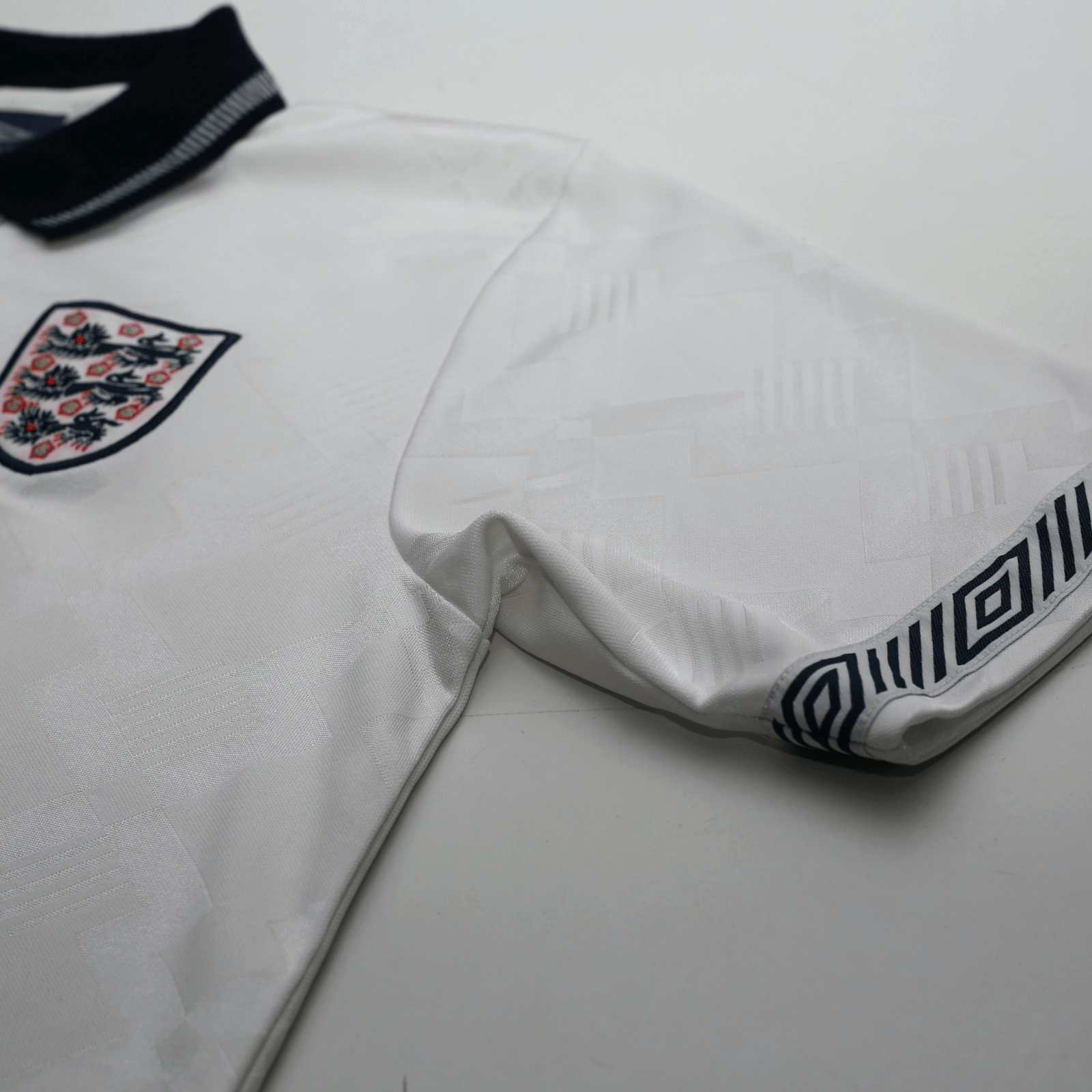 1990/92 Gascoigne #19 England Retro Umbro Home Football Shirt (M) Italia 90
