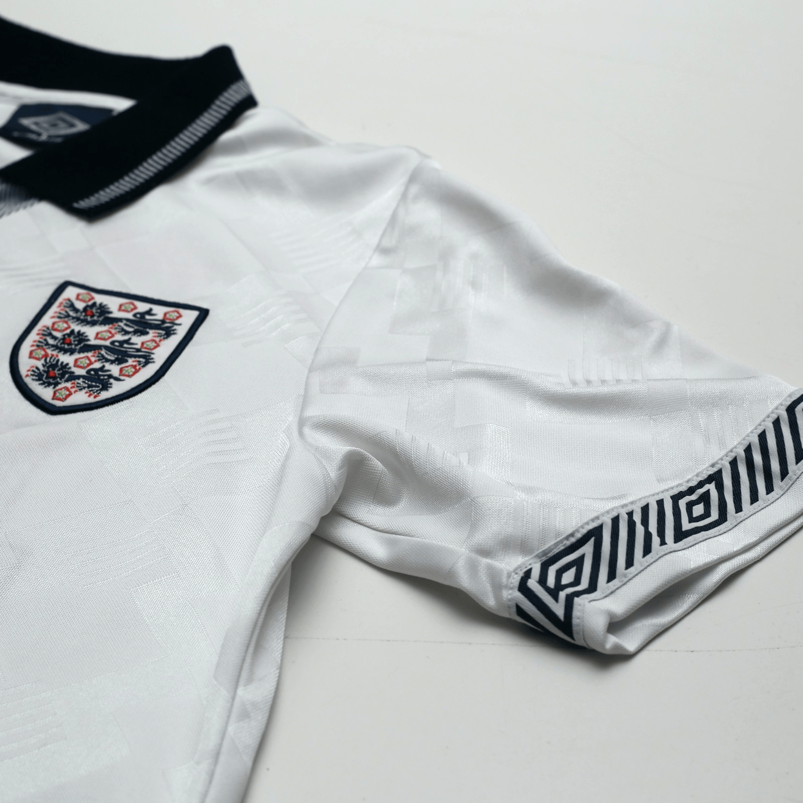 1990/92 Gascoigne #19 England Retro Umbro Home Football Shirt (S) Italia 90
