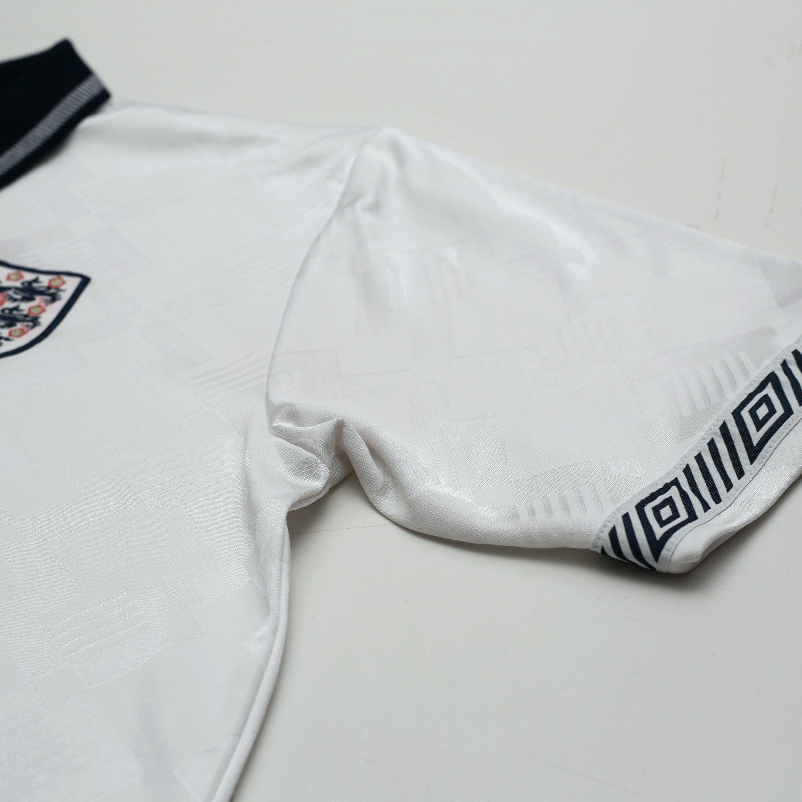 1990/92 Gascoigne #19 England Retro Umbro Home Football Shirt (XL) Italia 90