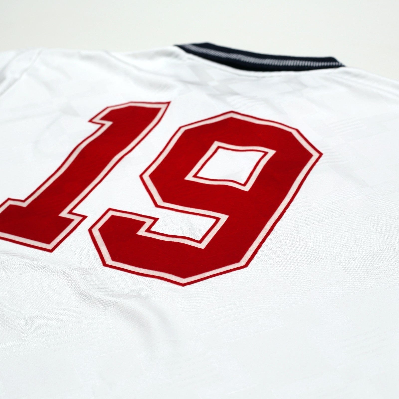 1990/92 Gascoigne #19 England Retro Umbro Home Football Shirt (XL) Italia 90