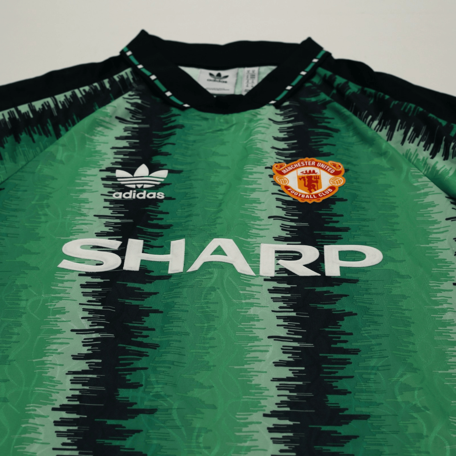 1990/92 Schmeichel #1 Manchester United adidas Originals Football Shirt (M)