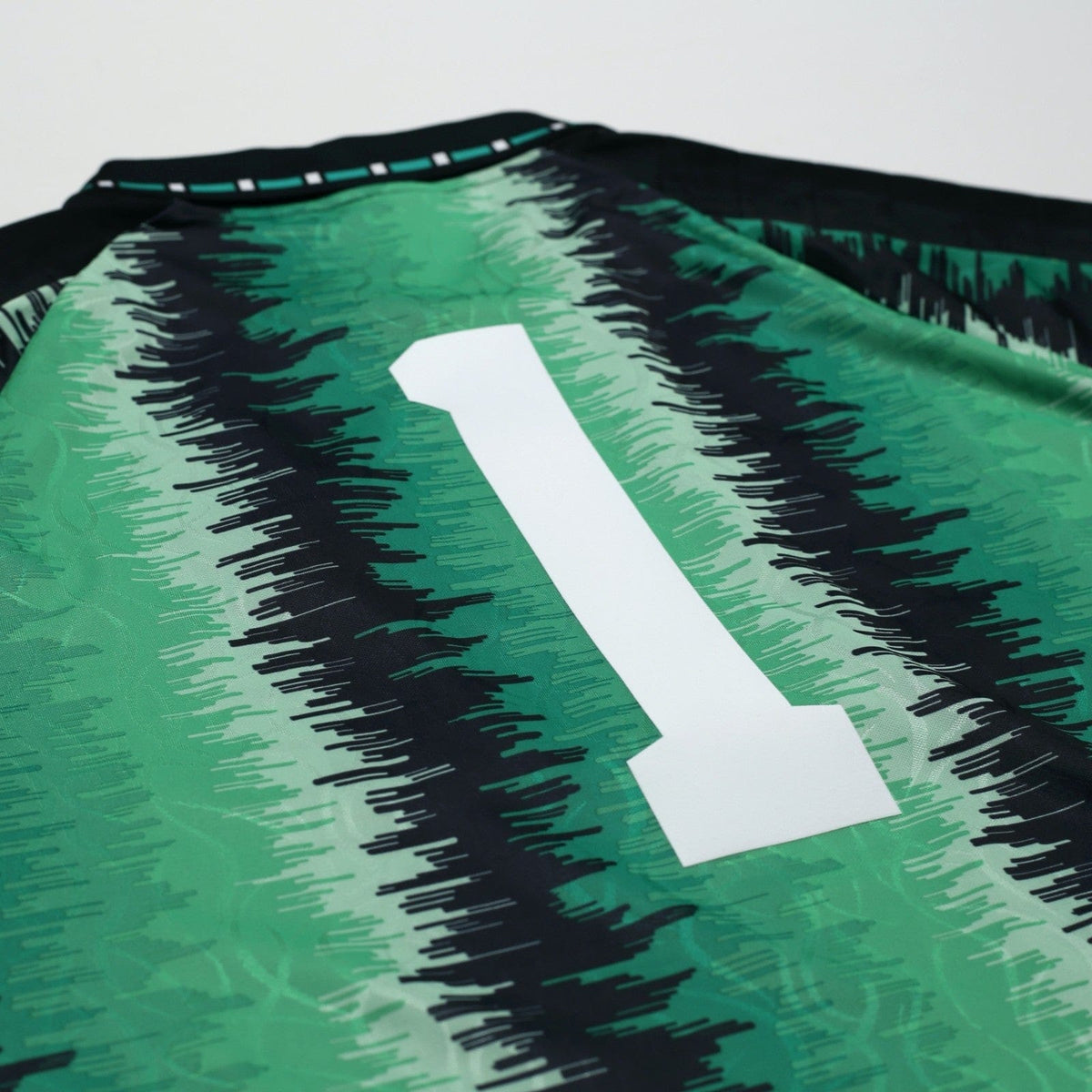 1990/92 Schmeichel #1 Manchester United adidas Originals Football Shirt (M)