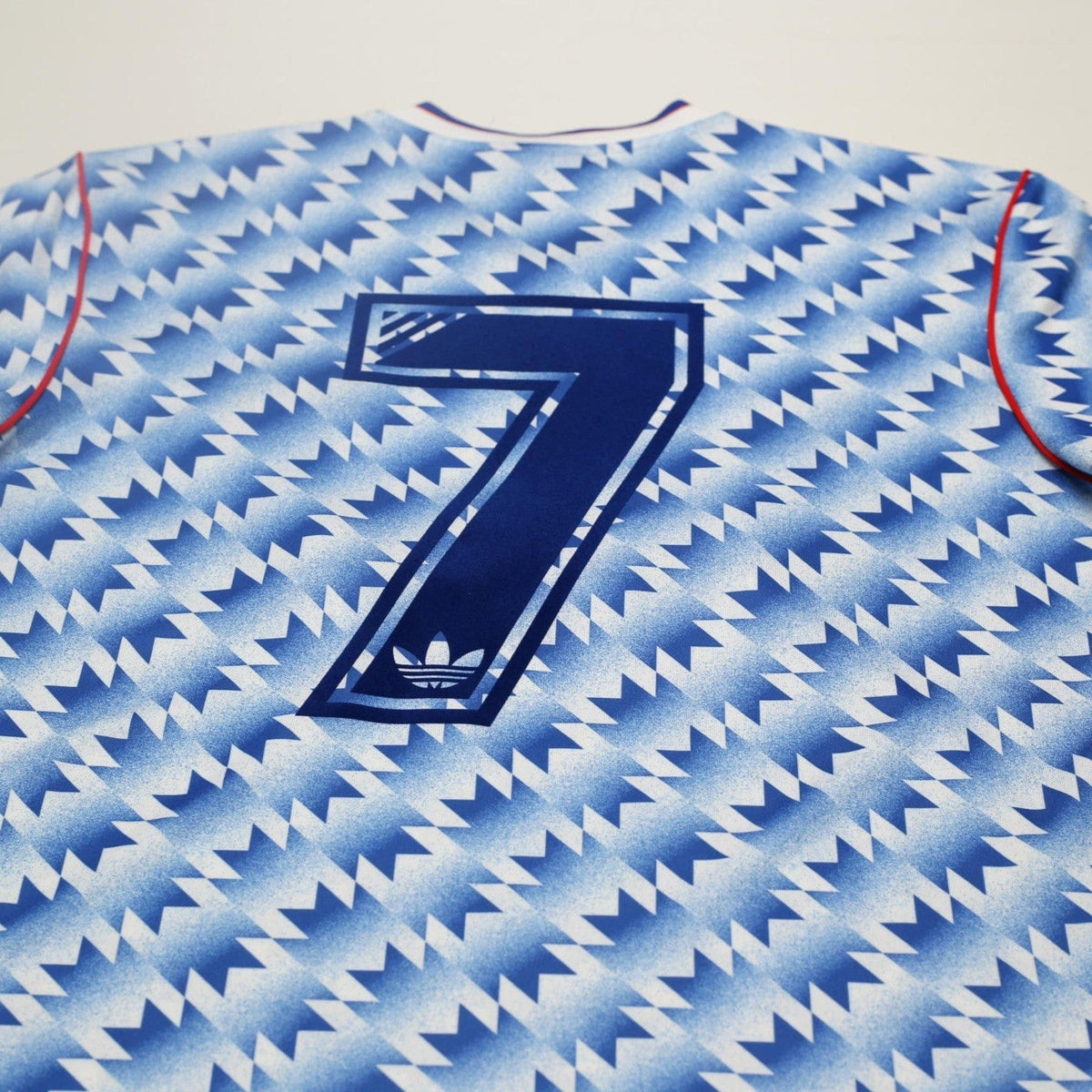 1990/92 Sharpe #7 Manchester United Retro adidas Away Football Shirt (M)