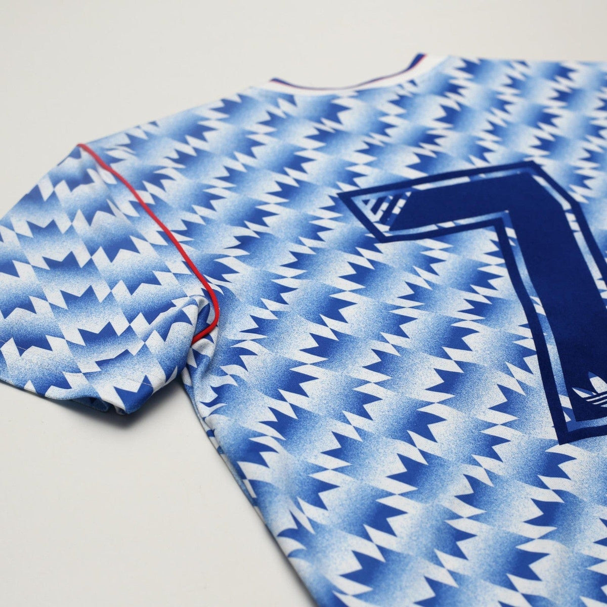 1990/92 Sharpe #7 Manchester United Retro adidas Away Football Shirt (M)