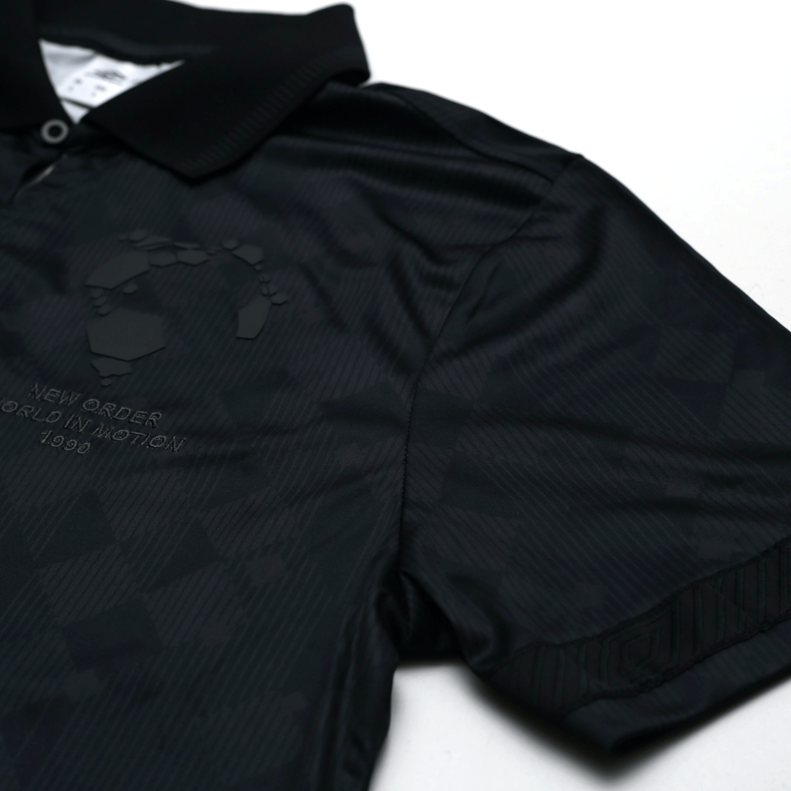 1990 New Order x Umbro Retro Blackout Football Shirt (S) Italia 90 England