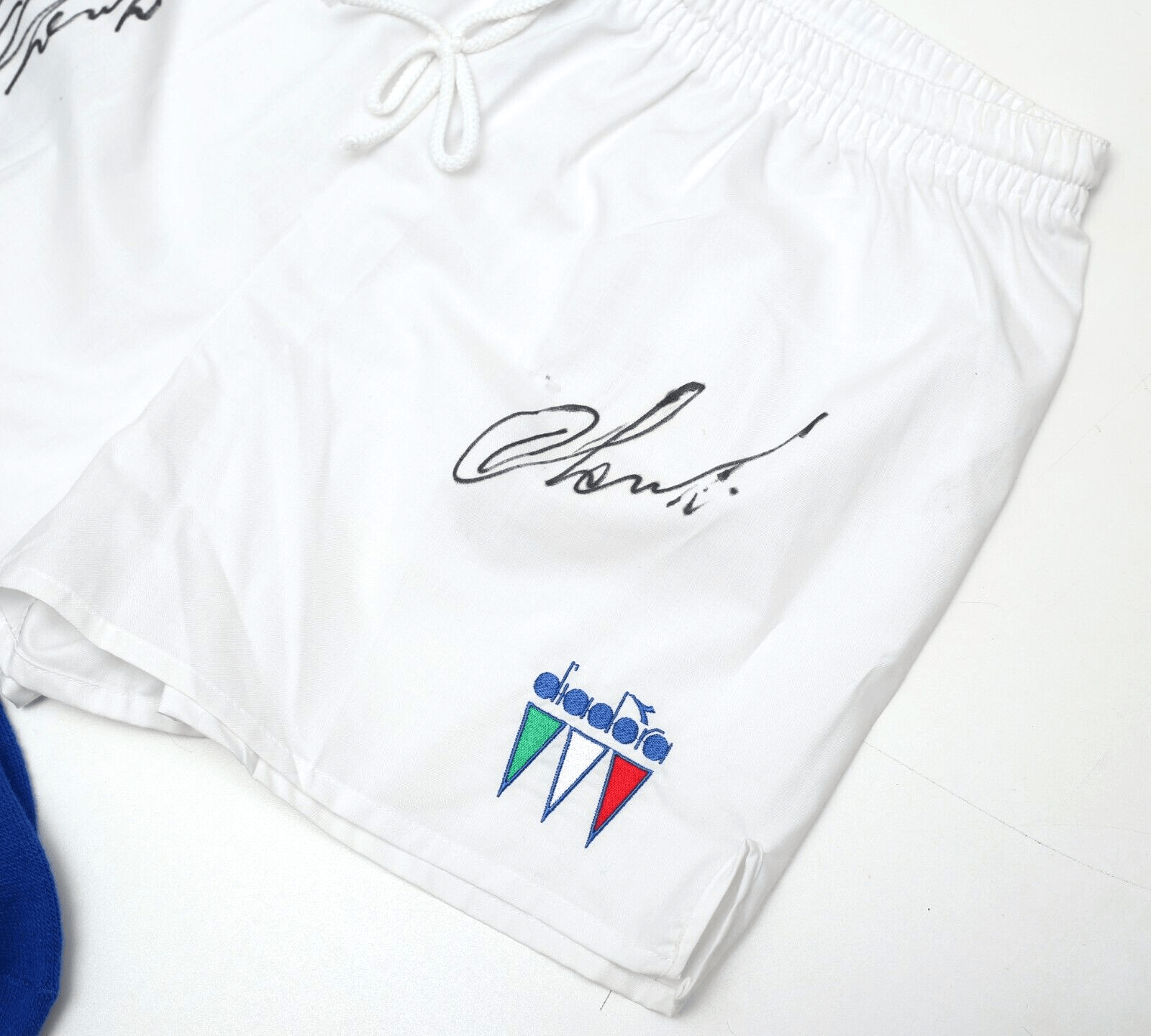 1990's ITALY Vintage Diadora Home Football SIGNED Shorts & Socks (XL) BNWOT