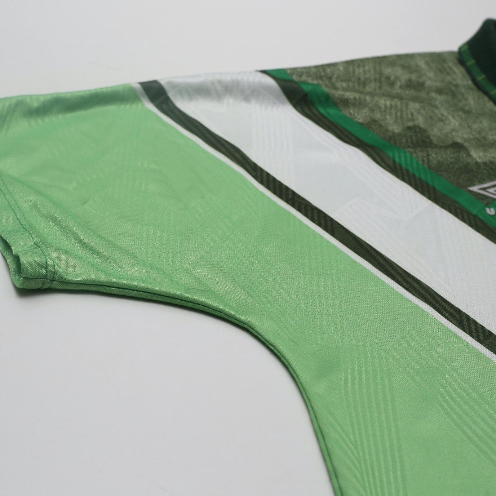 1991/92 Celtic Vintage Umbro Away Football Shirt (XL)