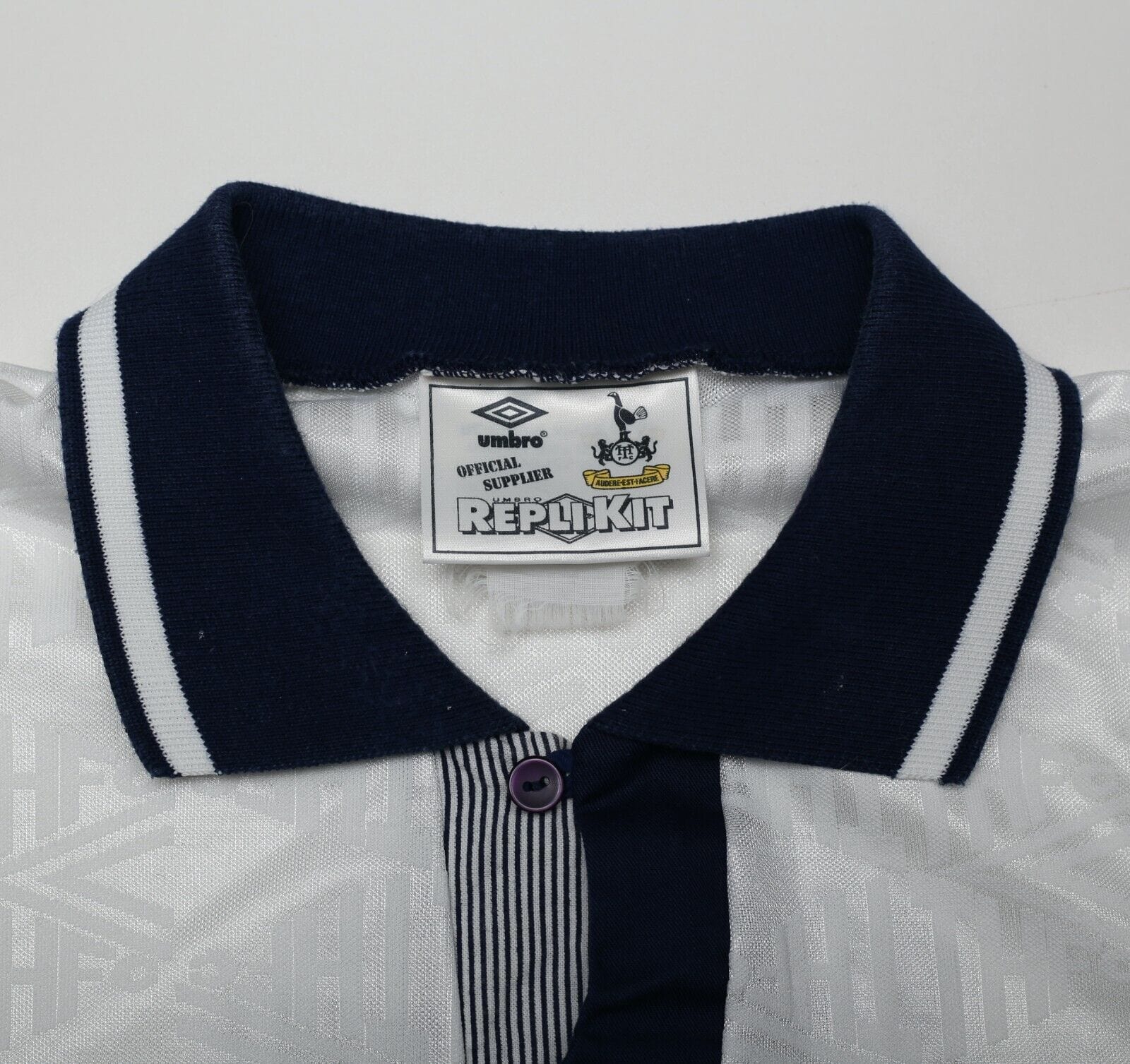 1991/92 GASCOIGNE #8 Tottenham Hotspur Vintage Umbro Home Football Shirt (L)