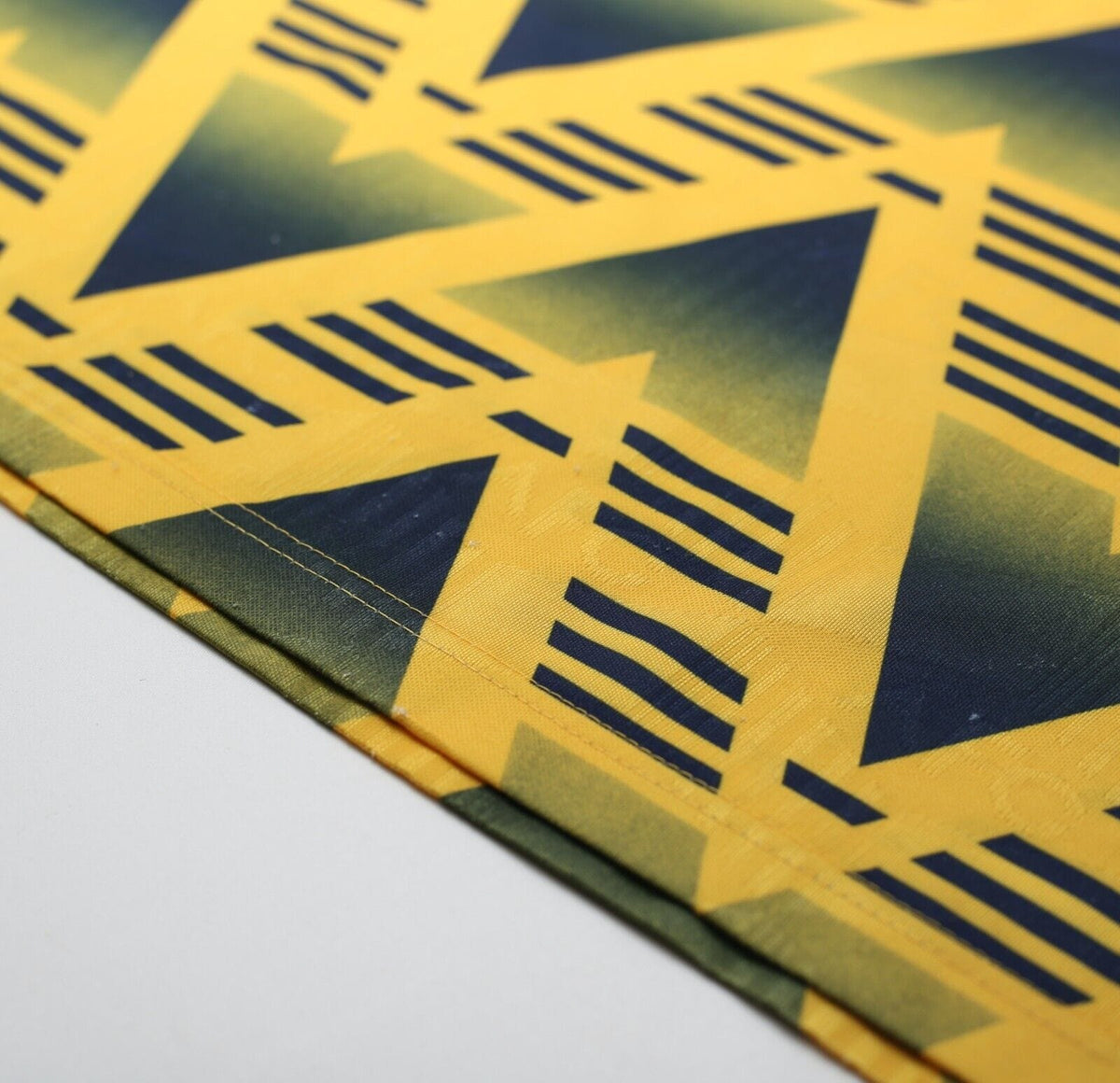 1991/93 ARSENAL Vintage adidas Bruised Banana Away Football Shirt (M)