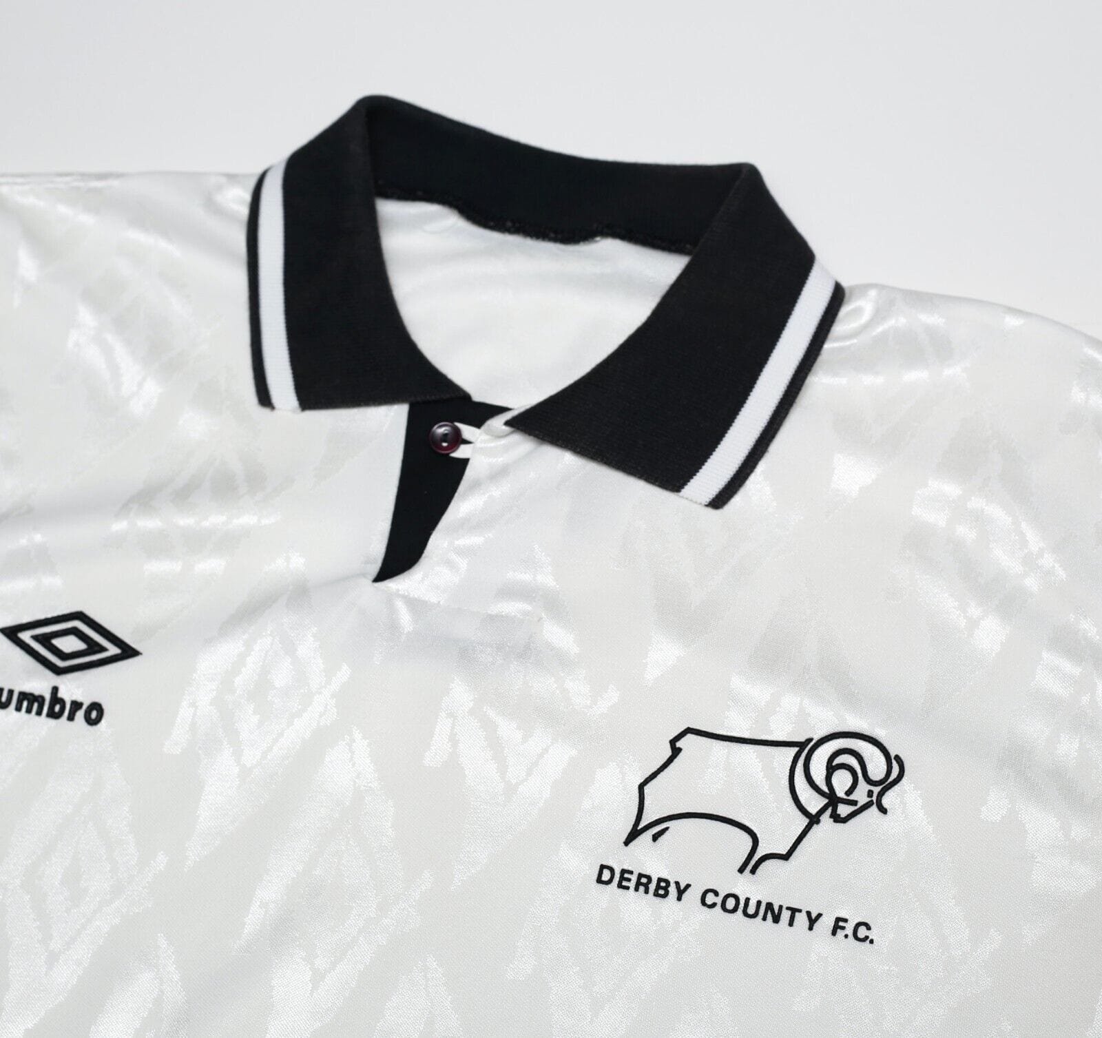 1991/93 DERBY COUNTY Vintage Umbro Home Football Shirt Jersey (L)