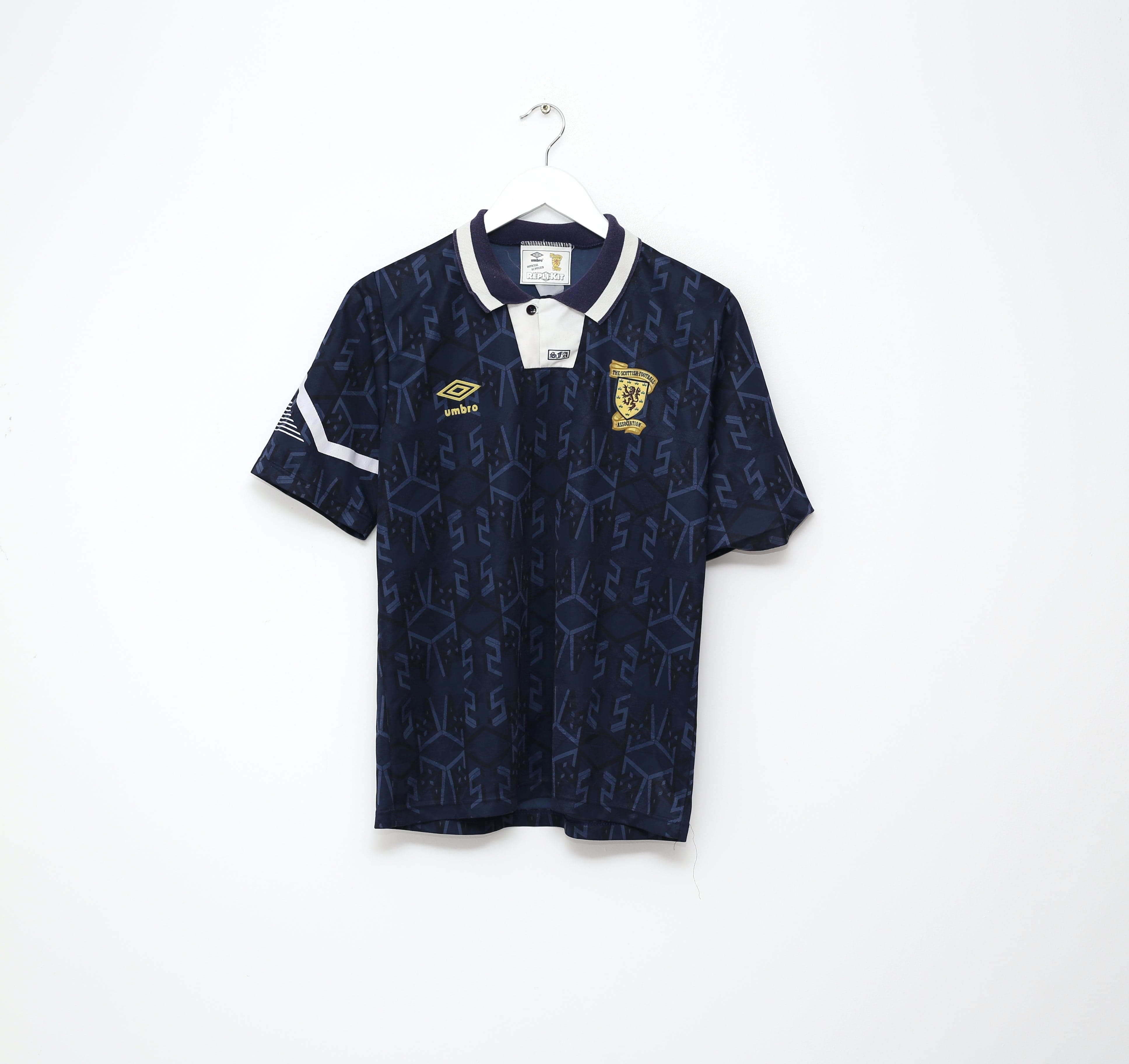 Maillot porté AS SAINT-SEURIN Umbro Unico shirt L/S collection ancien Maillot porté AS SAINT-SEURIN Umbro Unico shirt L/S collection ancien