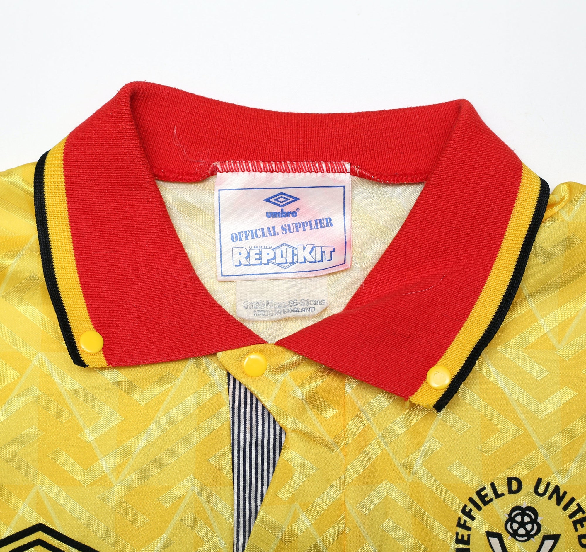 1991/93 SHEFFIELD UNITED Vintage Umbro Away Football Shirt (S)