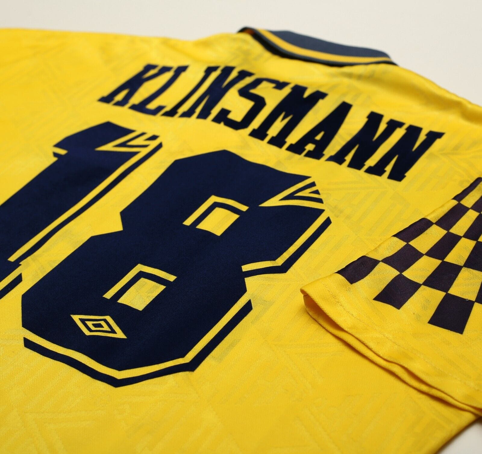 1991/95 KLINSMANN #18 Tottenham Hotspur Vintage Umbro Away Football Shirt (L)