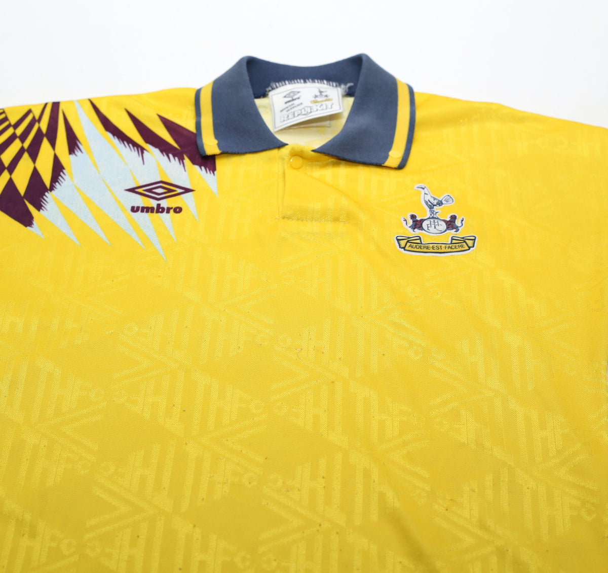 1991/95 Tottenham Hotspur Vintage Umbro Away Football Shirt (LB)