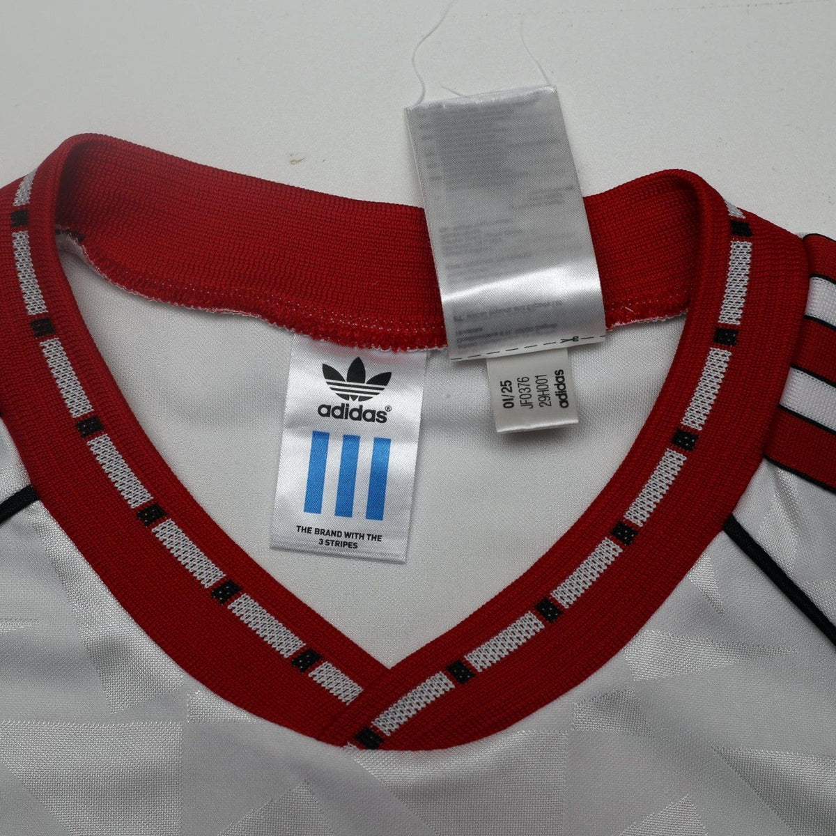 1991 Robson #7 Manchester United Retro adidas Cup Winners Cup Football Shirt (M)
