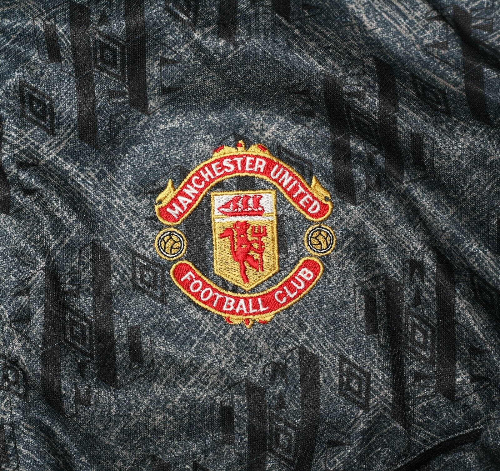 1992/93 MANCHESTER UNITED Vintage Umbro Track Top Jacket (S