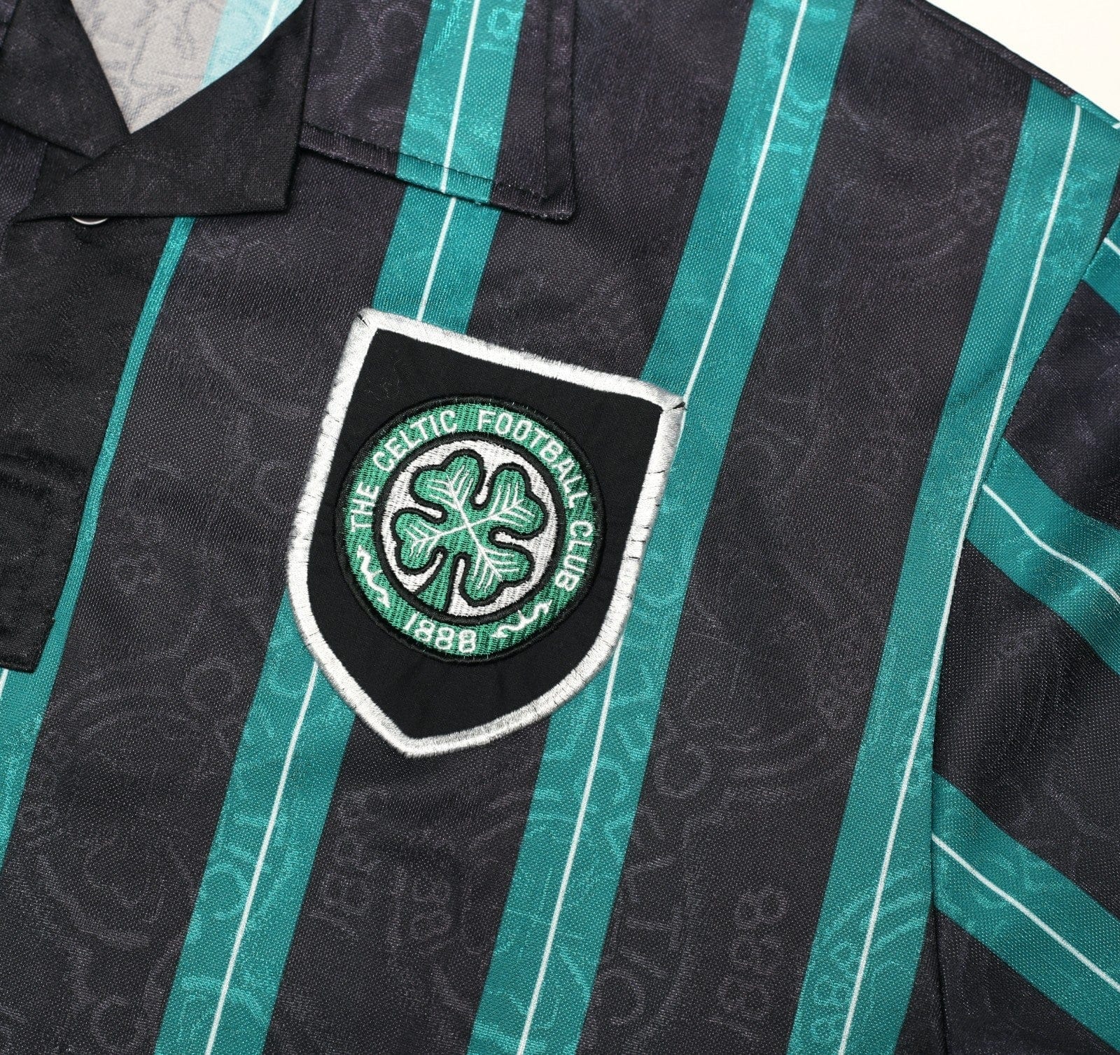 1992/93 McAVENNIE #9 Celtic Vintage Umbro Away Football Shirt (XL)