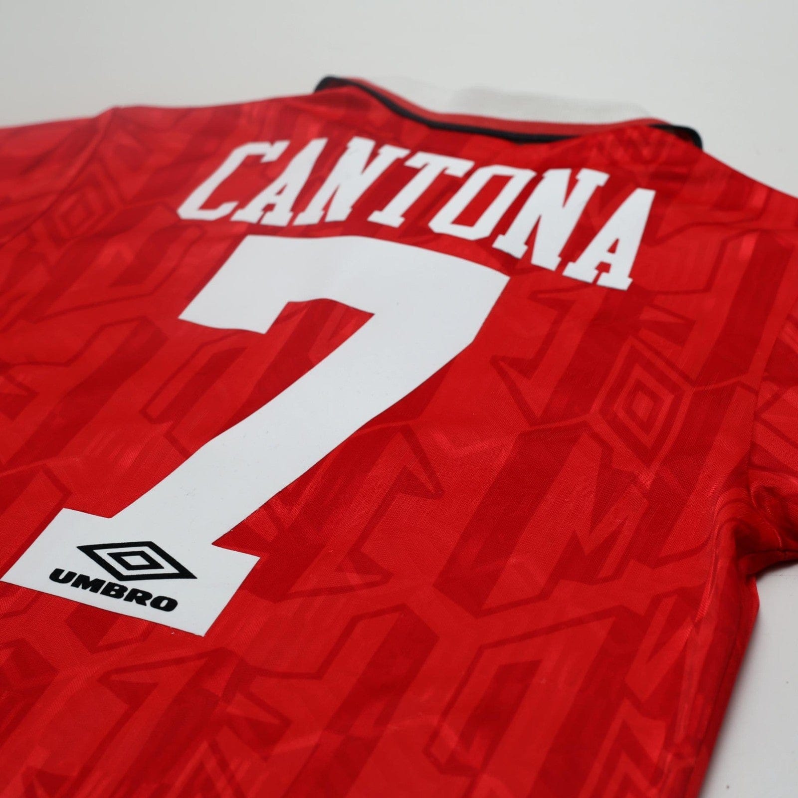 1992/94 Cantona #7 Manchester United Vintage Umbro Home Football Shirt (S)
