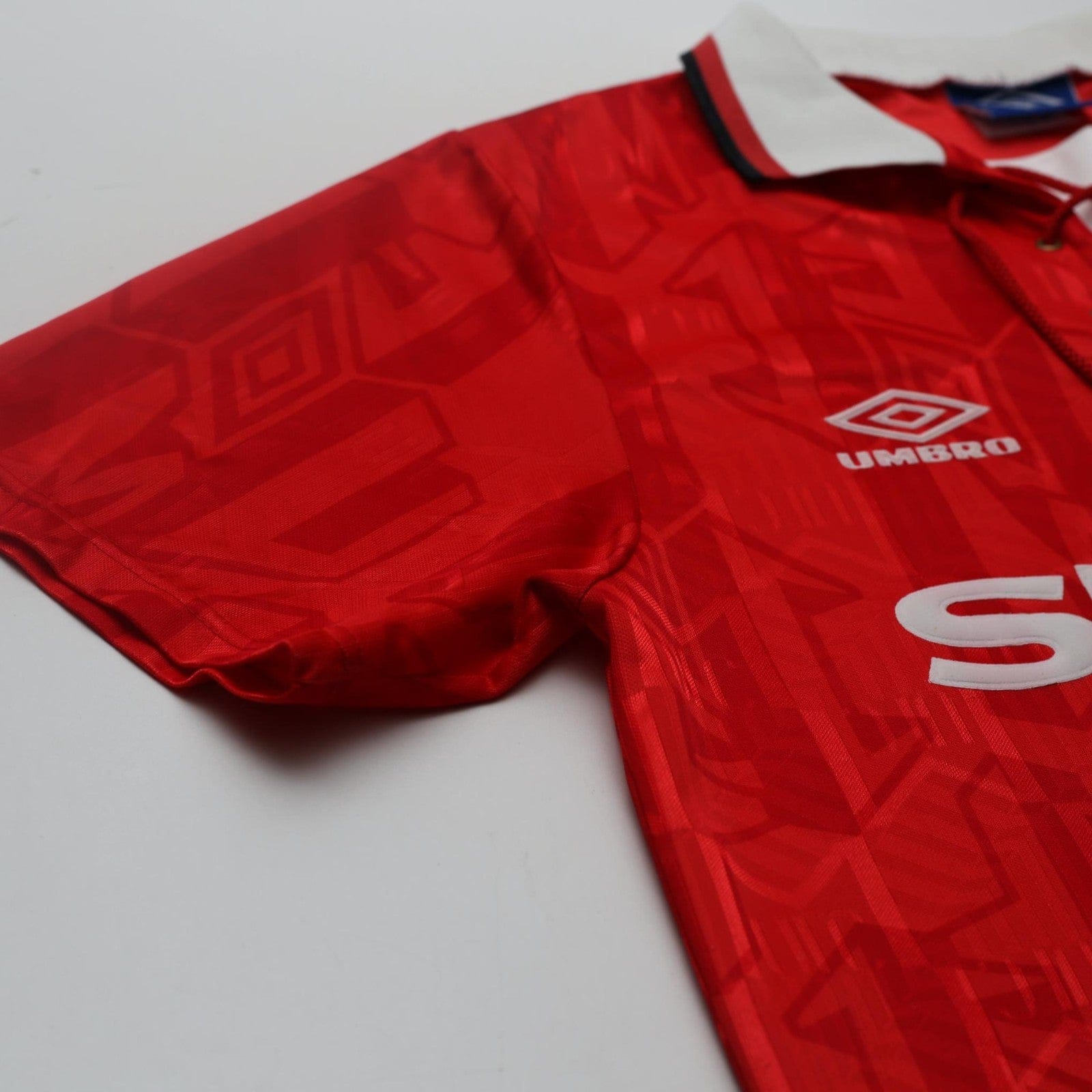 1992/94 Cantona #7 Manchester United Vintage Umbro Home Football Shirt (S)