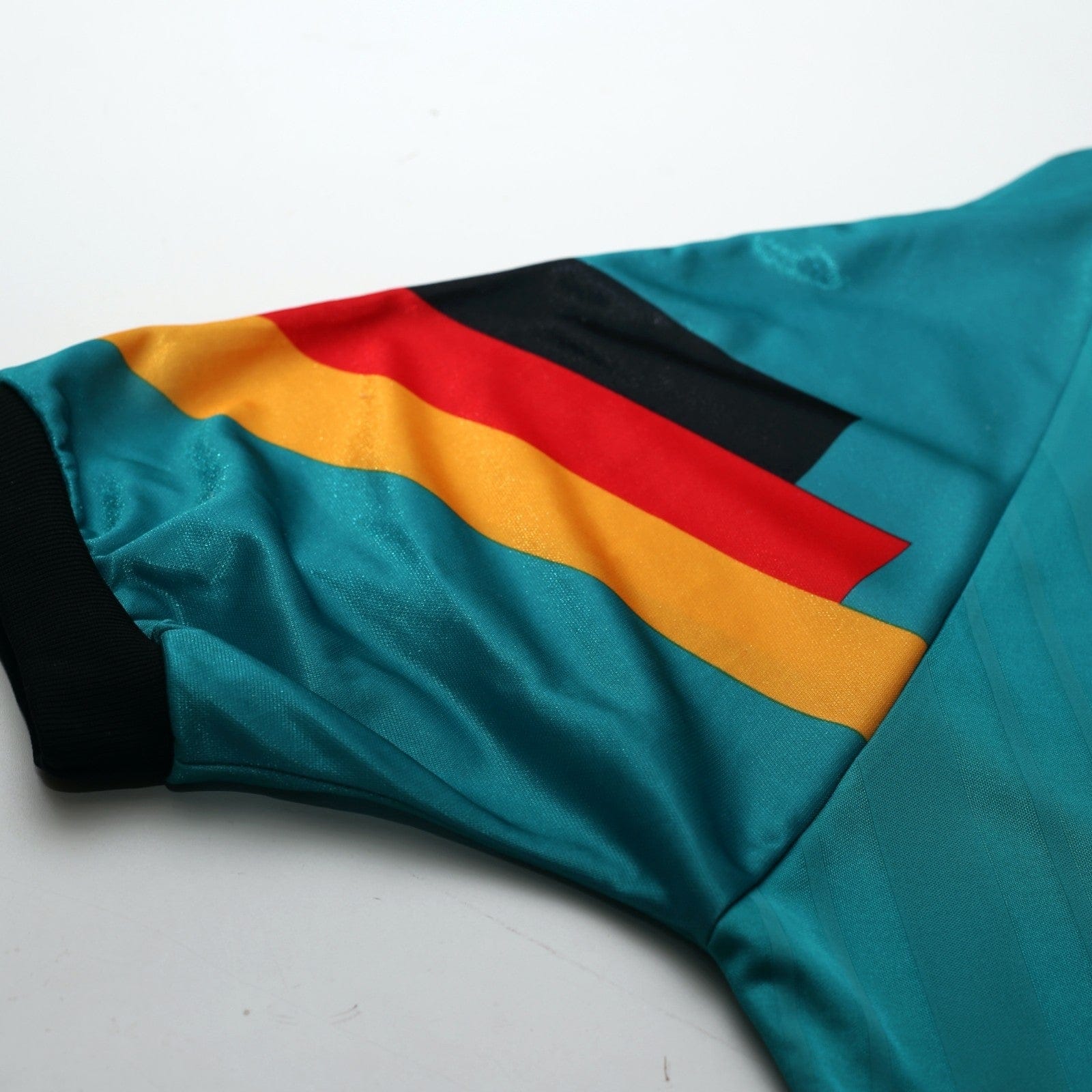 1992/94 Voller #9 Germany Vintage adidas Away Football Shirt (L) EURO 92