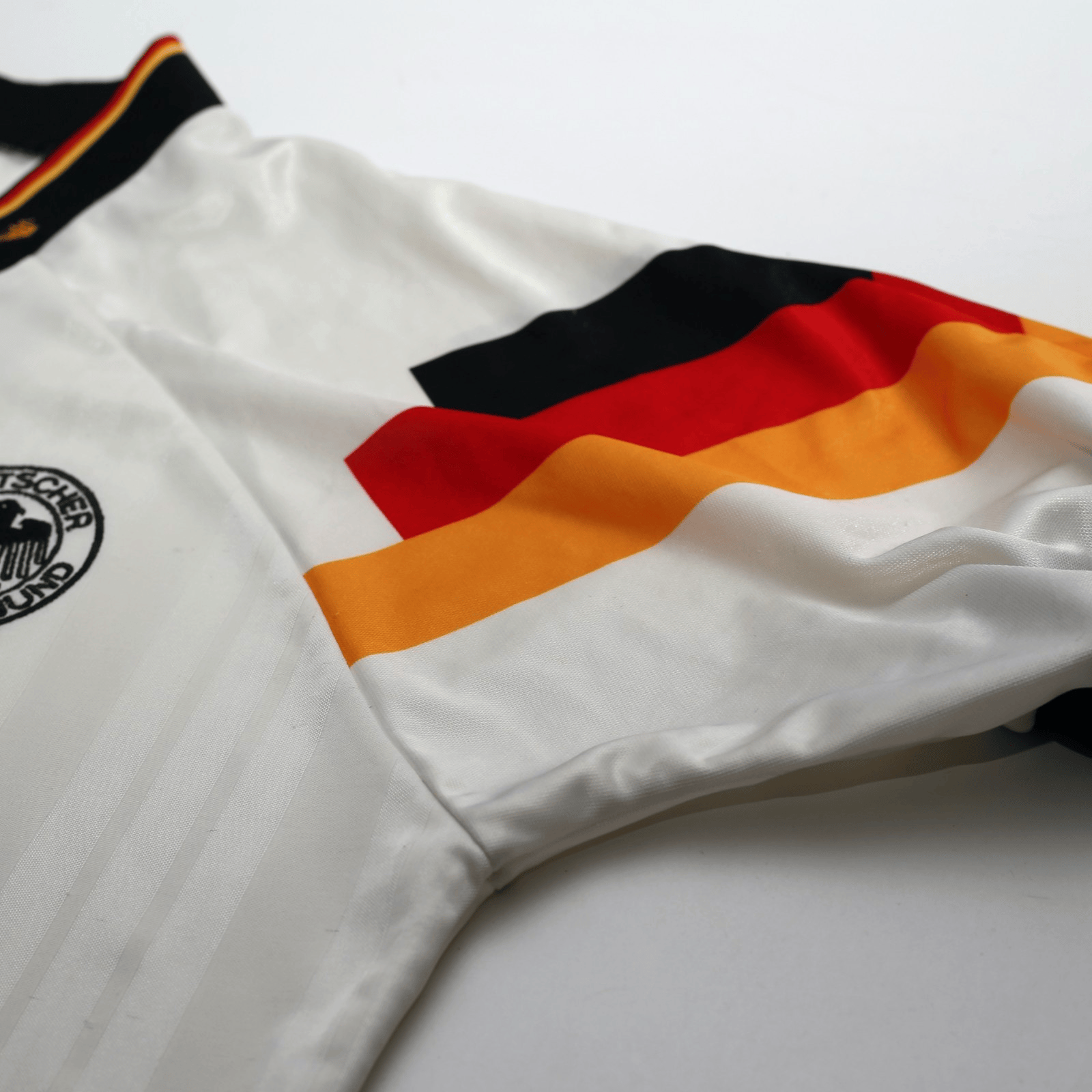 1992/94 Voller #9 Germany Vintage adidas Home Football Shirt (L) EURO 92