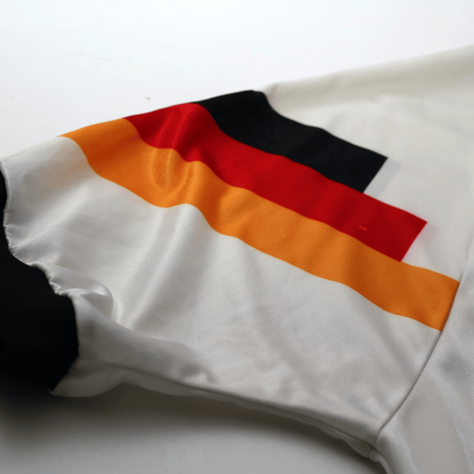 1992/94 Voller #9 Germany Vintage adidas Home Football Shirt (L) EURO 92