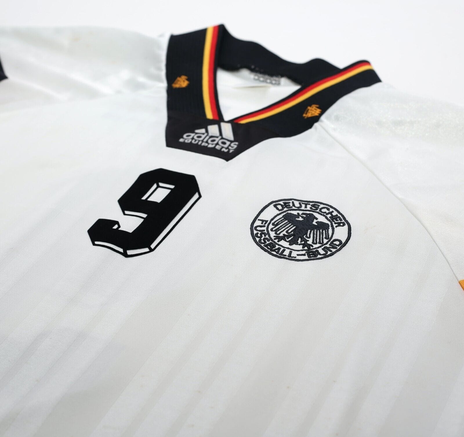 1992/94 VOLLER #9 Germany Vintage adidas Home Football Shirt (L) EURO 92