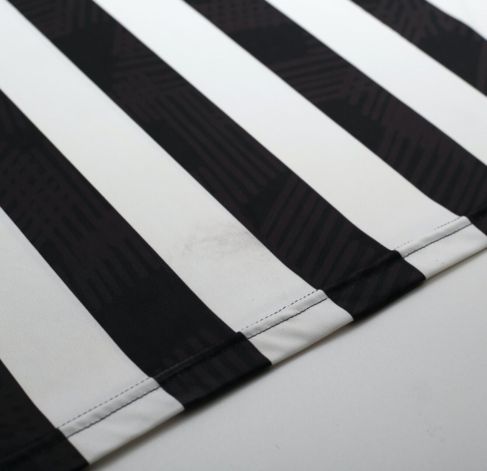 1993/94 BRANCA #9 Udinese Vintage Lotto Long Sleeve Home Football Shirt (L/XL)