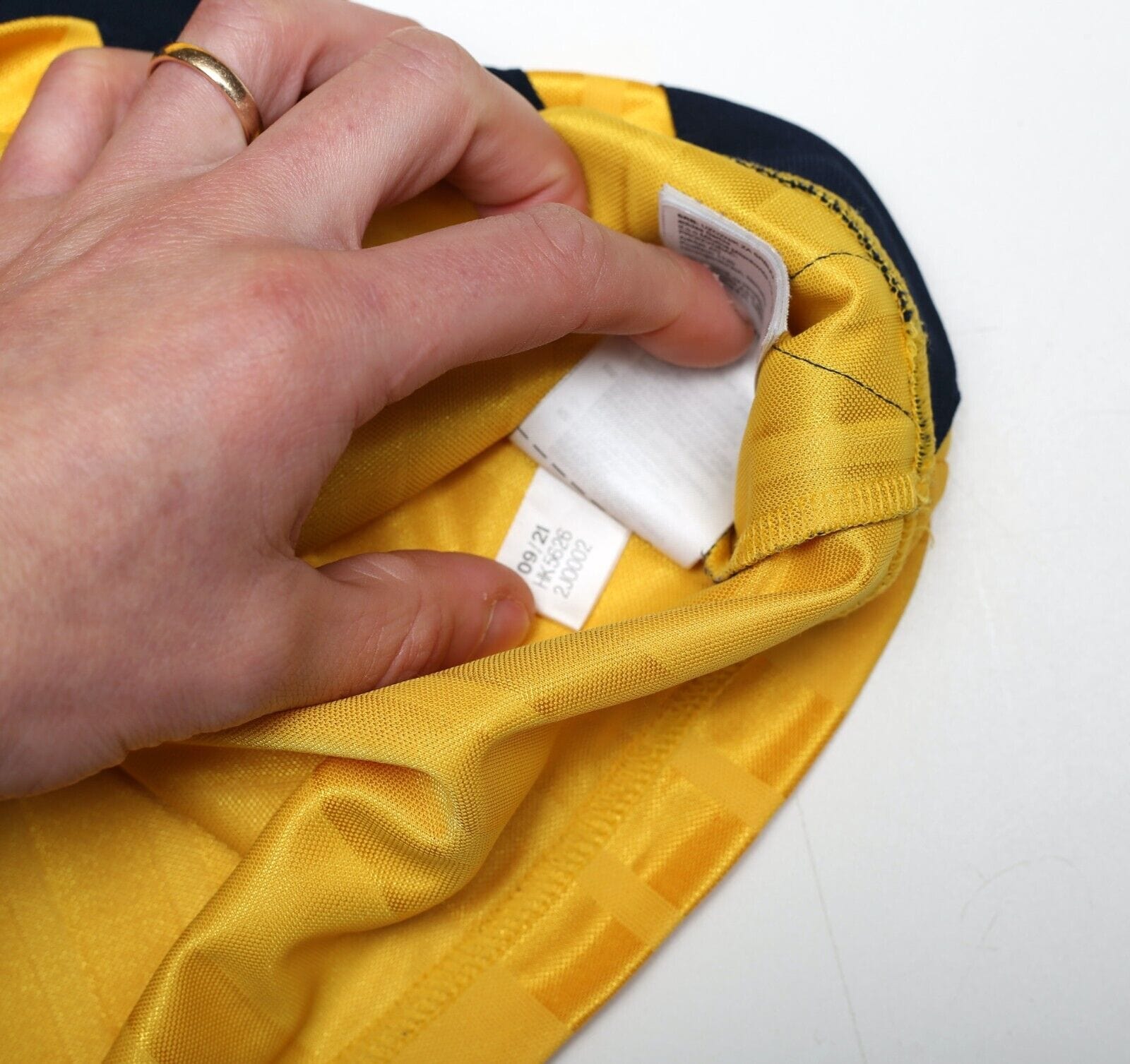 1993/94 Wright #8 Arsenal Retro adidas Equipment Away Football