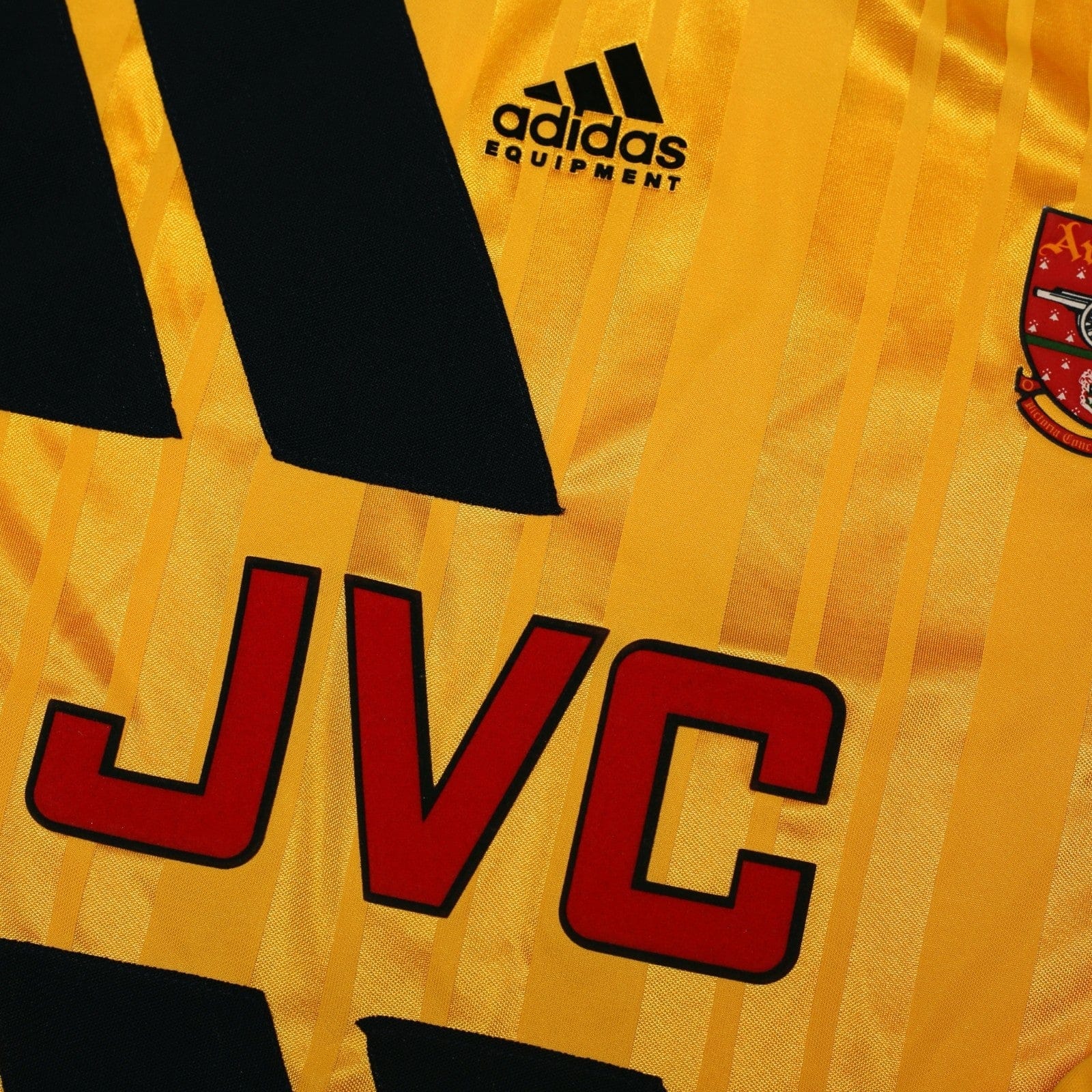 1993/94 Wright #8 Arsenal Retro adidas Equipment Away L/S Football Shirt (S/M)
