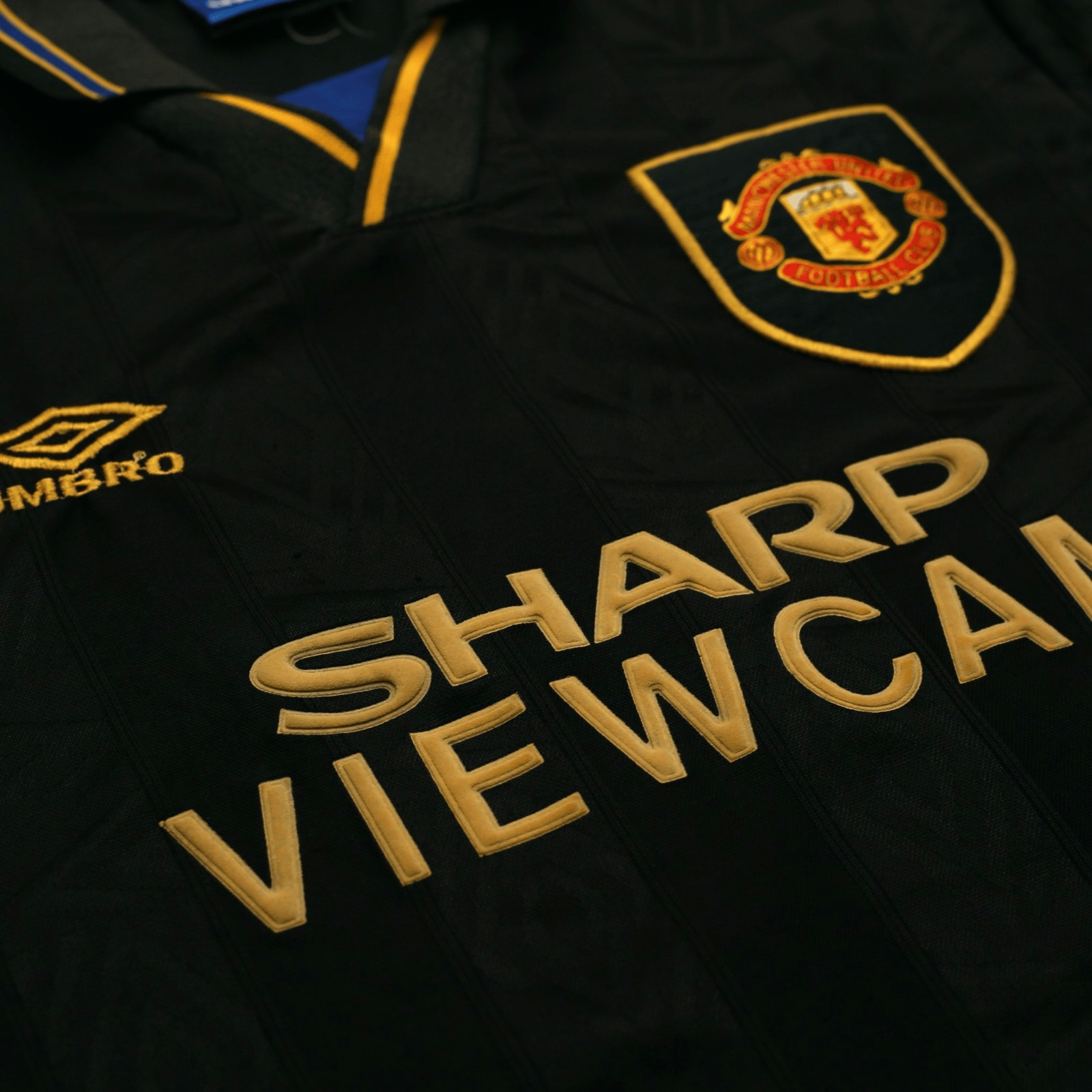 1993/95 Cantona #7 Manchester United Vintage Umbro Away Football Shirt (M)