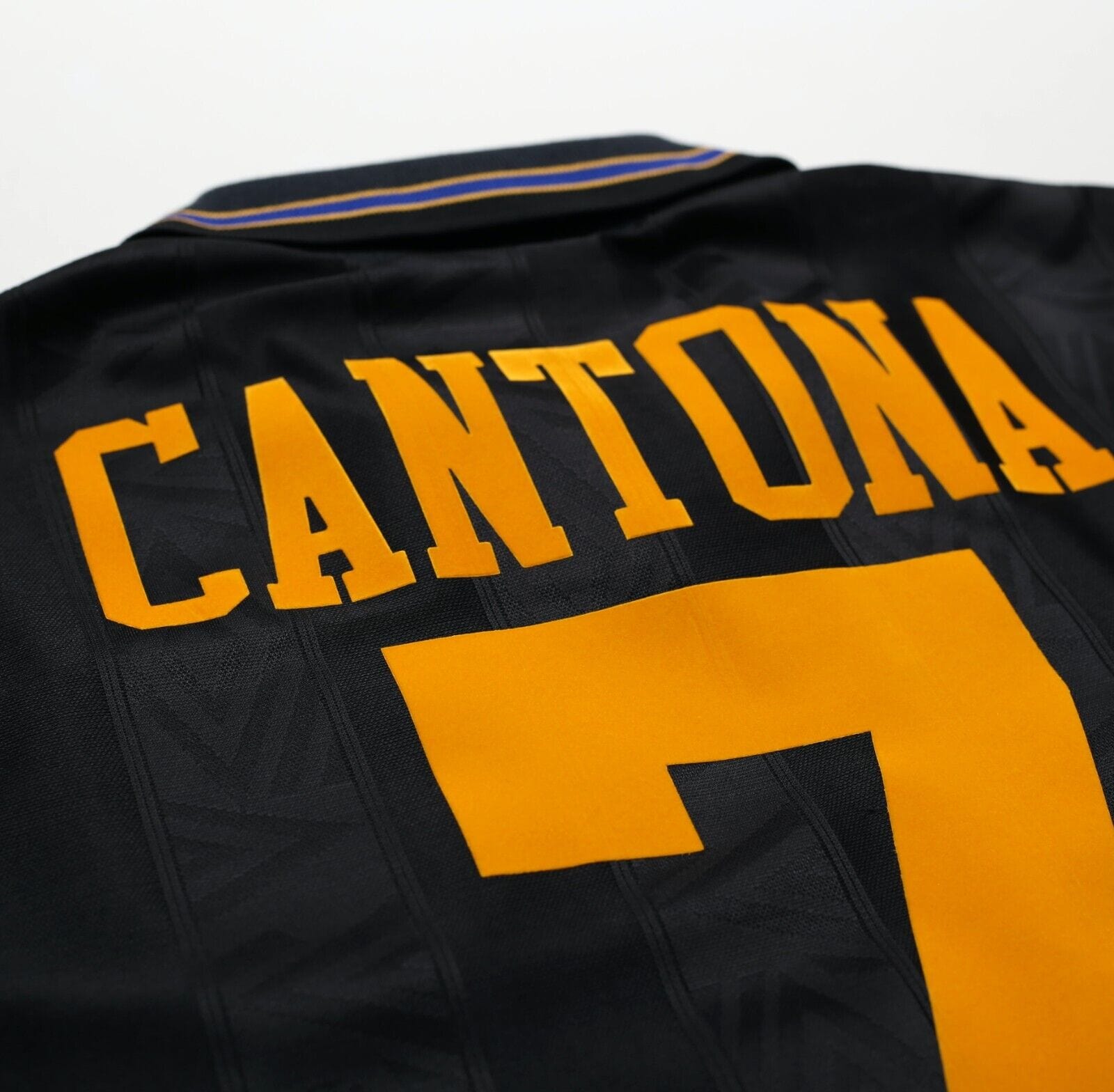 1993/95 CANTONA #7 Manchester United Vintage Umbro Away Football Shirt (M)