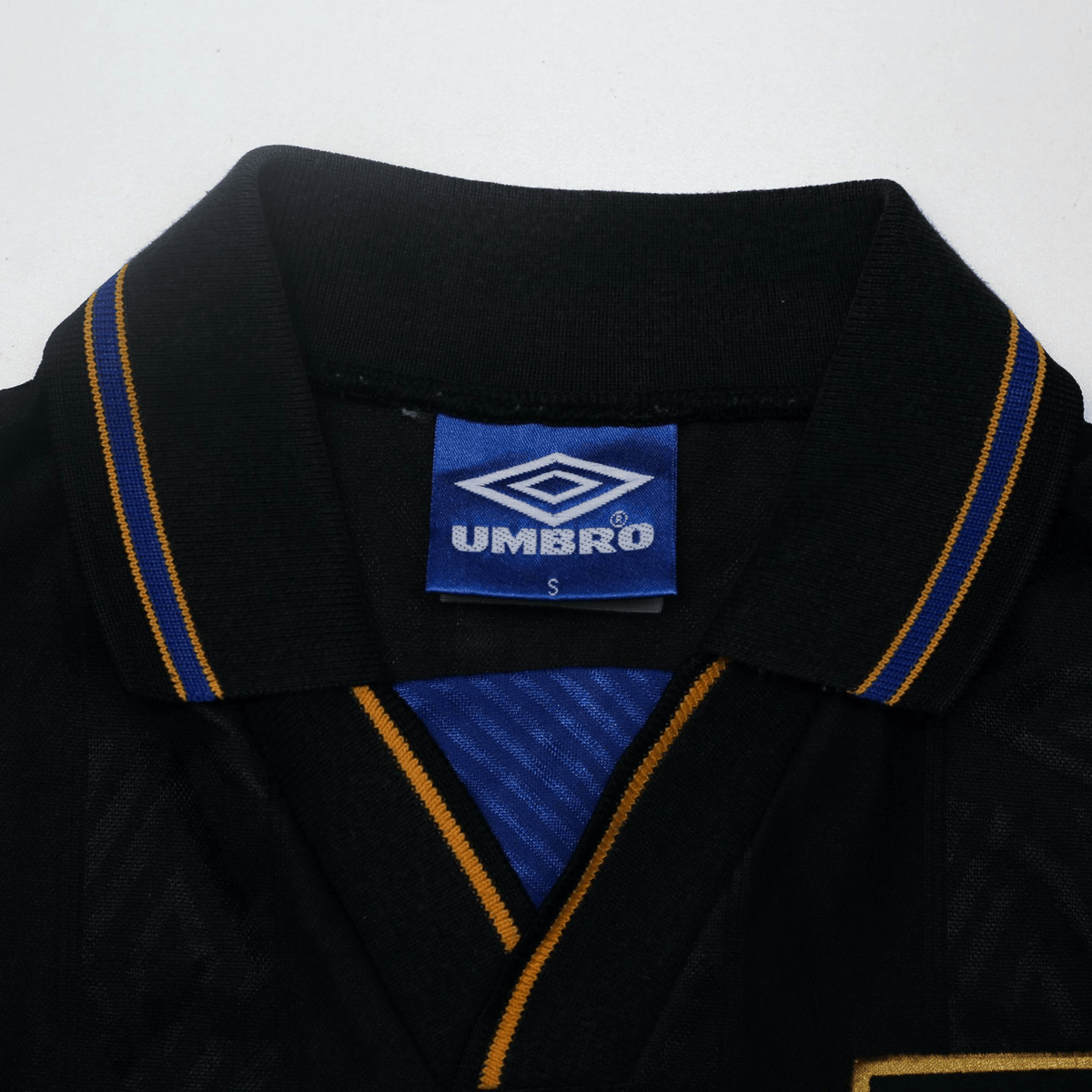 1993/95 Cantona #7 Manchester United Vintage Umbro Away Football Shirt (S)