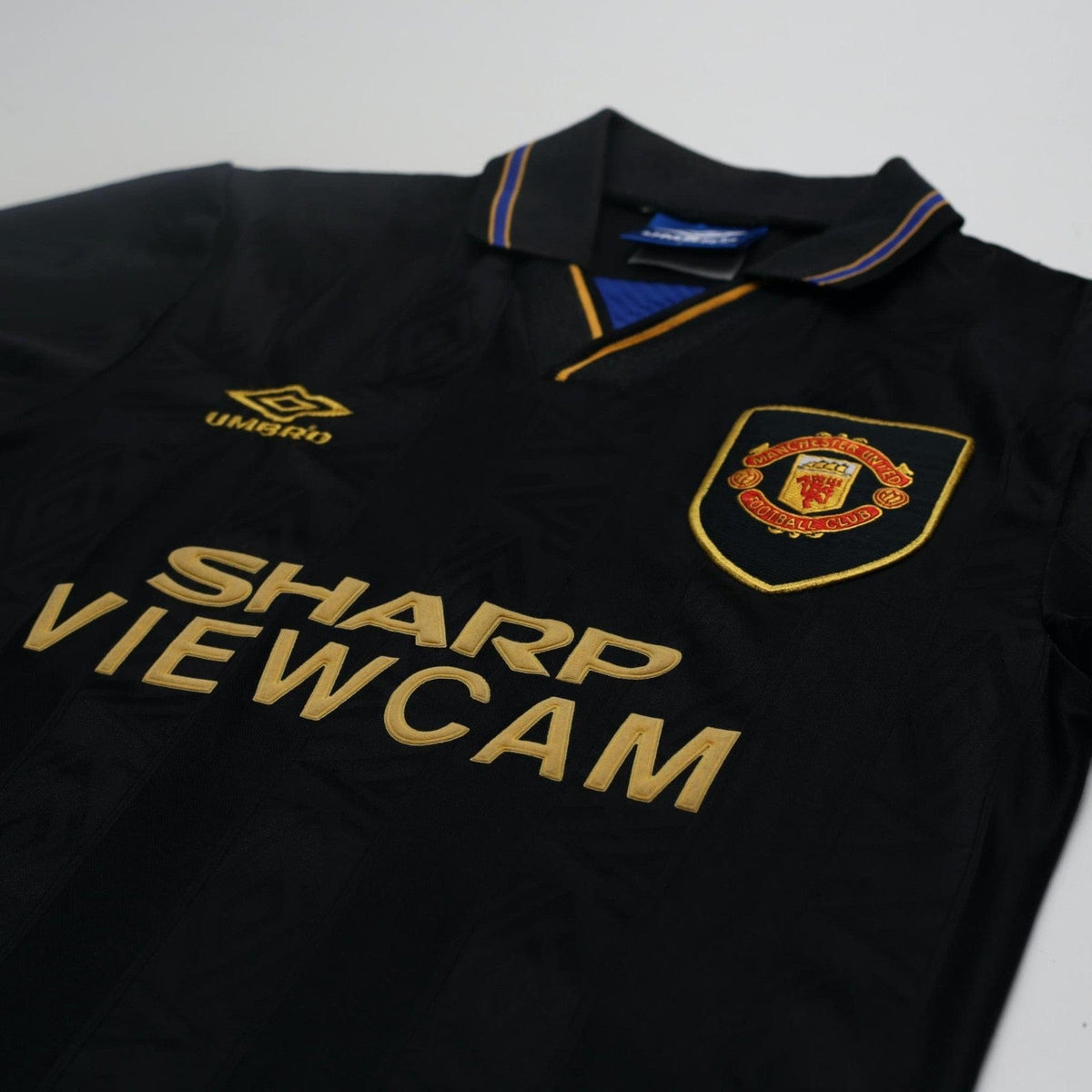 1993/95 Cantona #7 Manchester United Vintage Umbro Away Football Shirt (S)