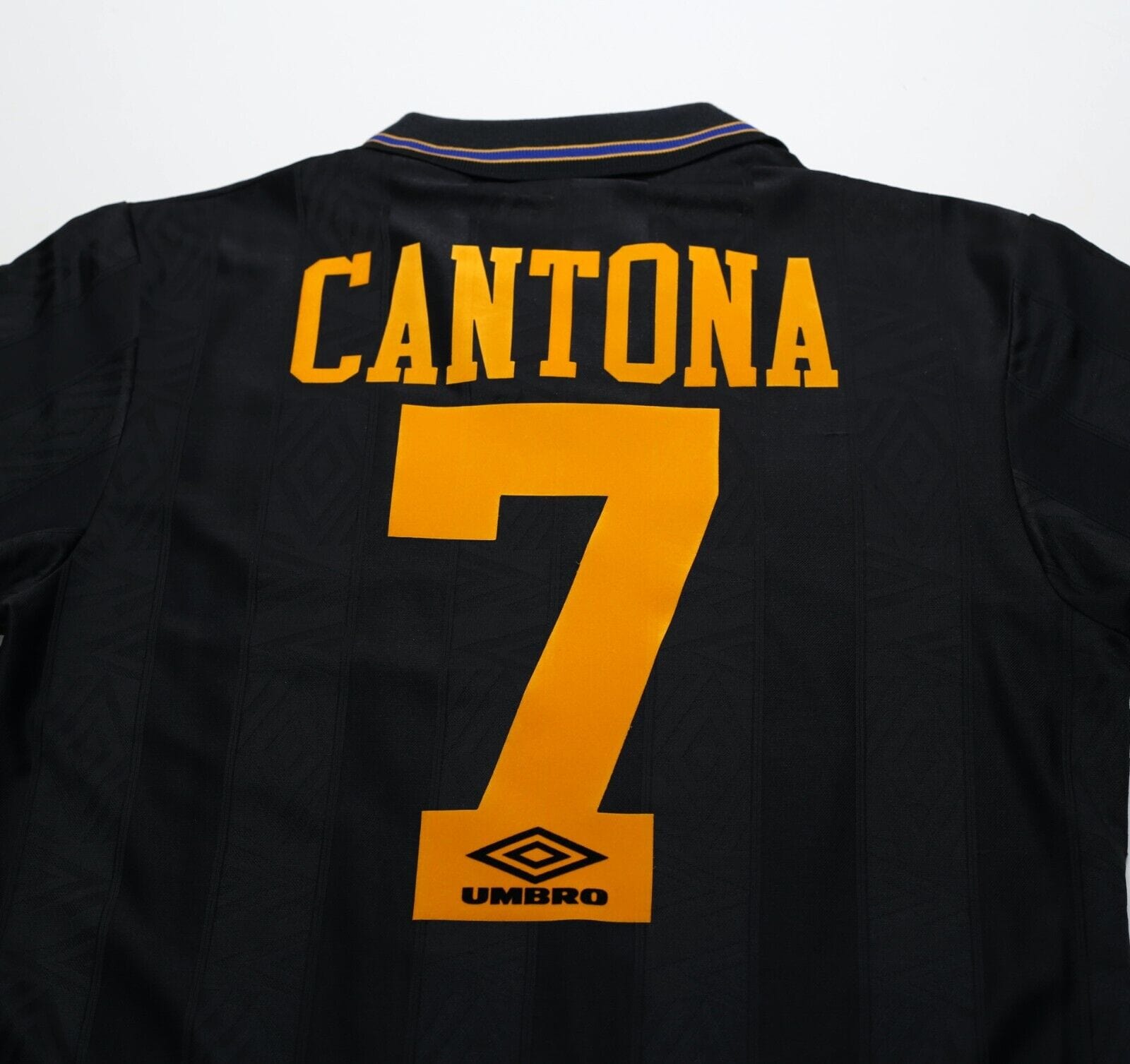 1993/95 CANTONA #7 Manchester United Vintage Umbro Away Football Shirt (S)