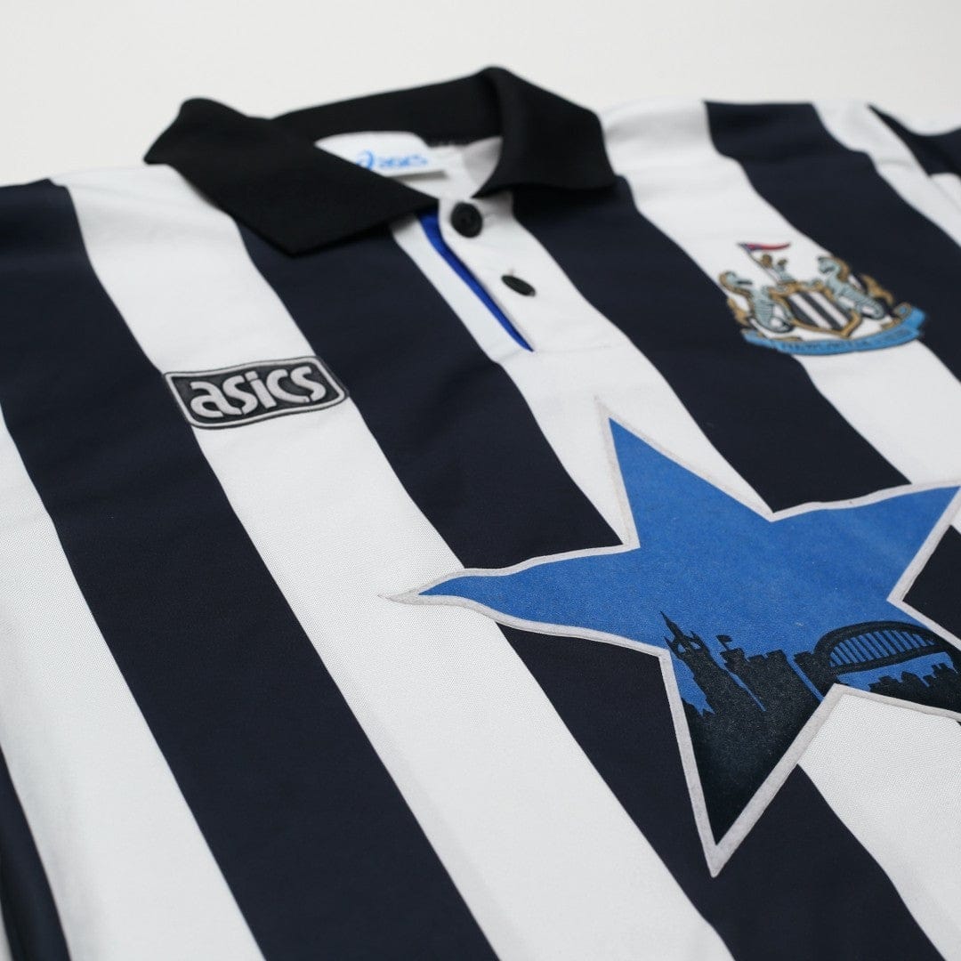 1993/95 Cole #9 Newcastle United Vintage Asics Home Football Shirt (L)