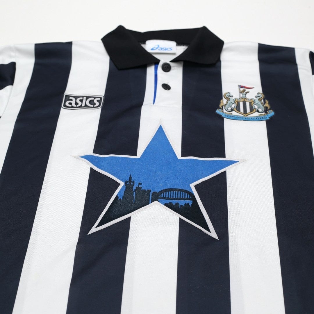 1993/95 Cole #9 Newcastle United Vintage Asics Home Football Shirt (L)