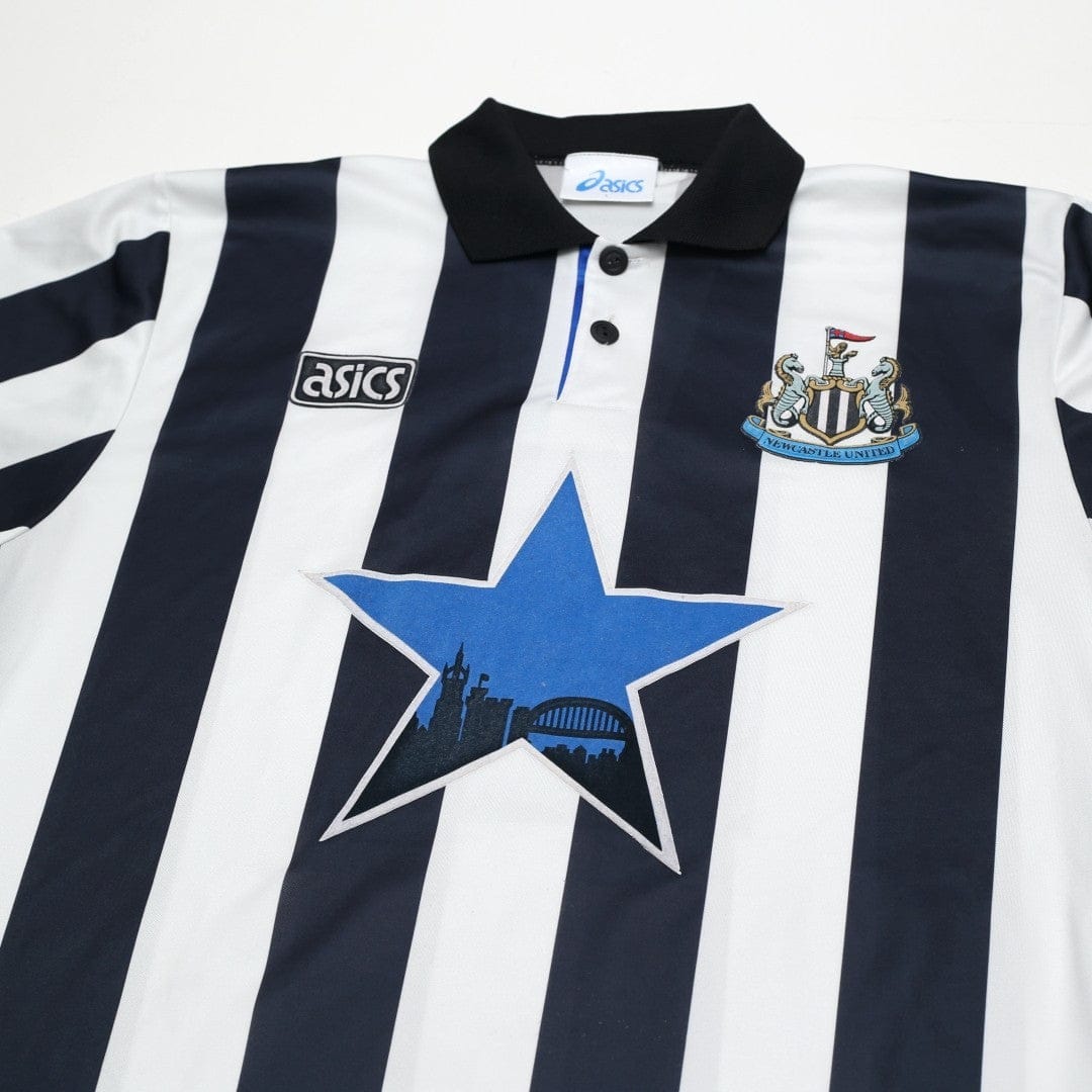 1993/95 Cole #9 Newcastle United Vintage Asics Home Football Shirt (L)