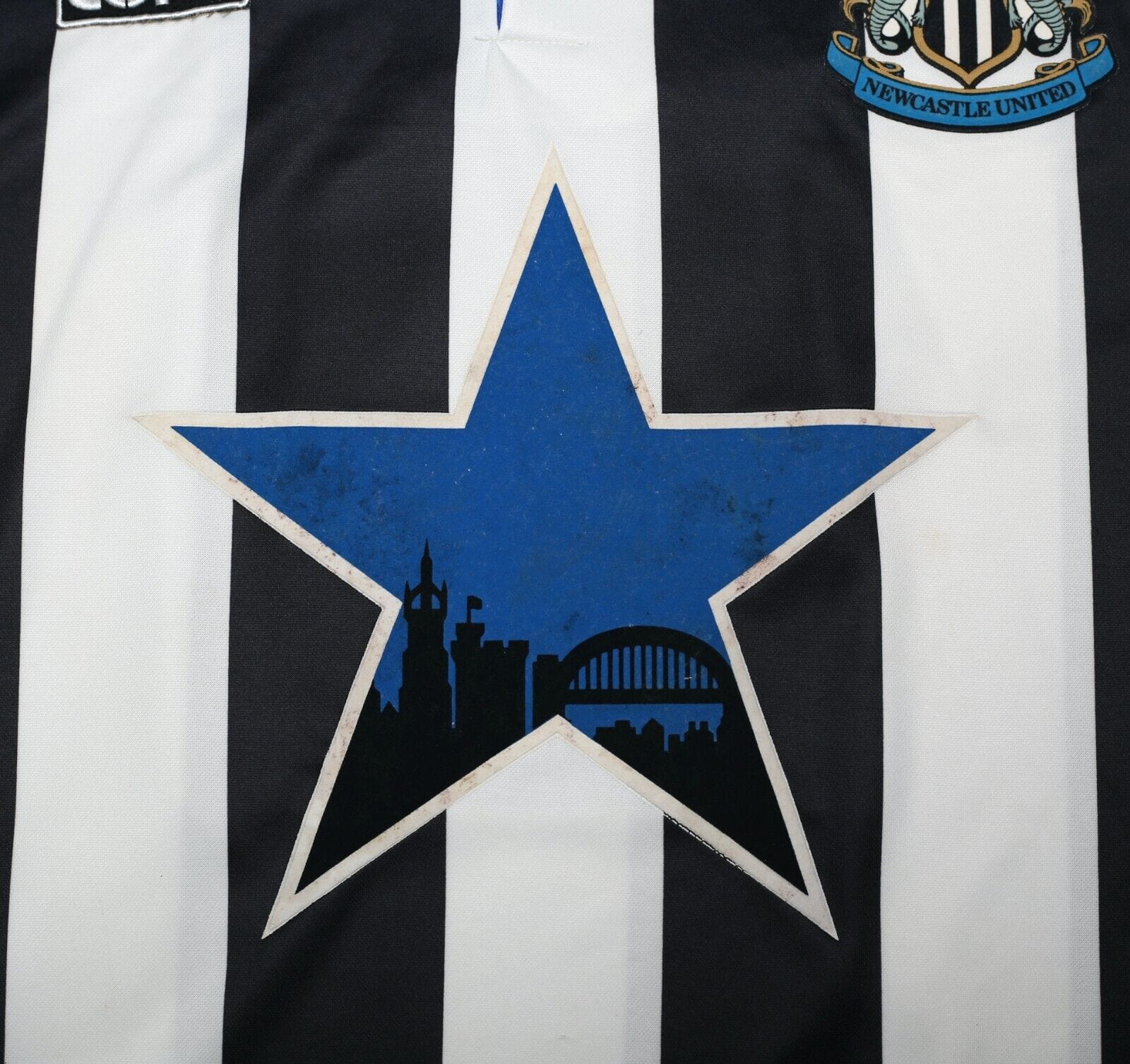 1993/95 COLE #9 Newcastle United Vintage Asics Home Football Shirt (XL)