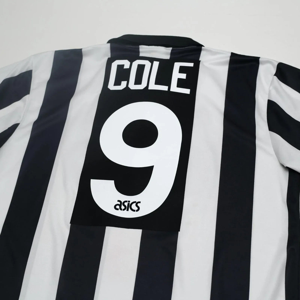1993/95 Cole #9 Newcastle United Vintage Asics Home Football Shirt (XL)