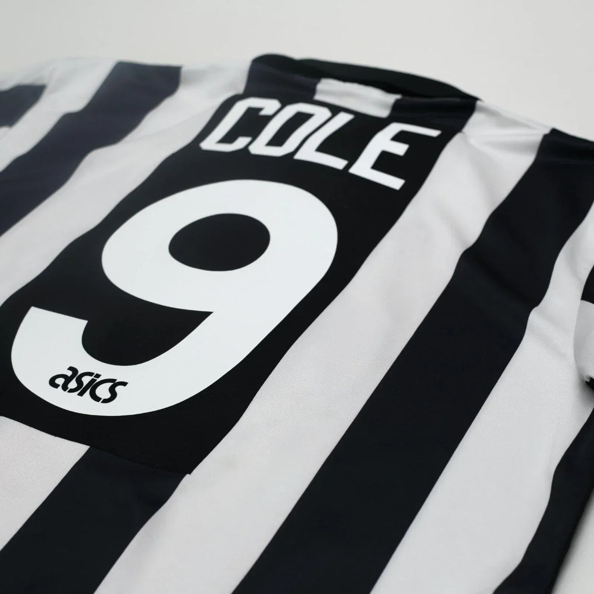 1993/95 Cole #9 Newcastle United Vintage Asics Home Football Shirt (XL)