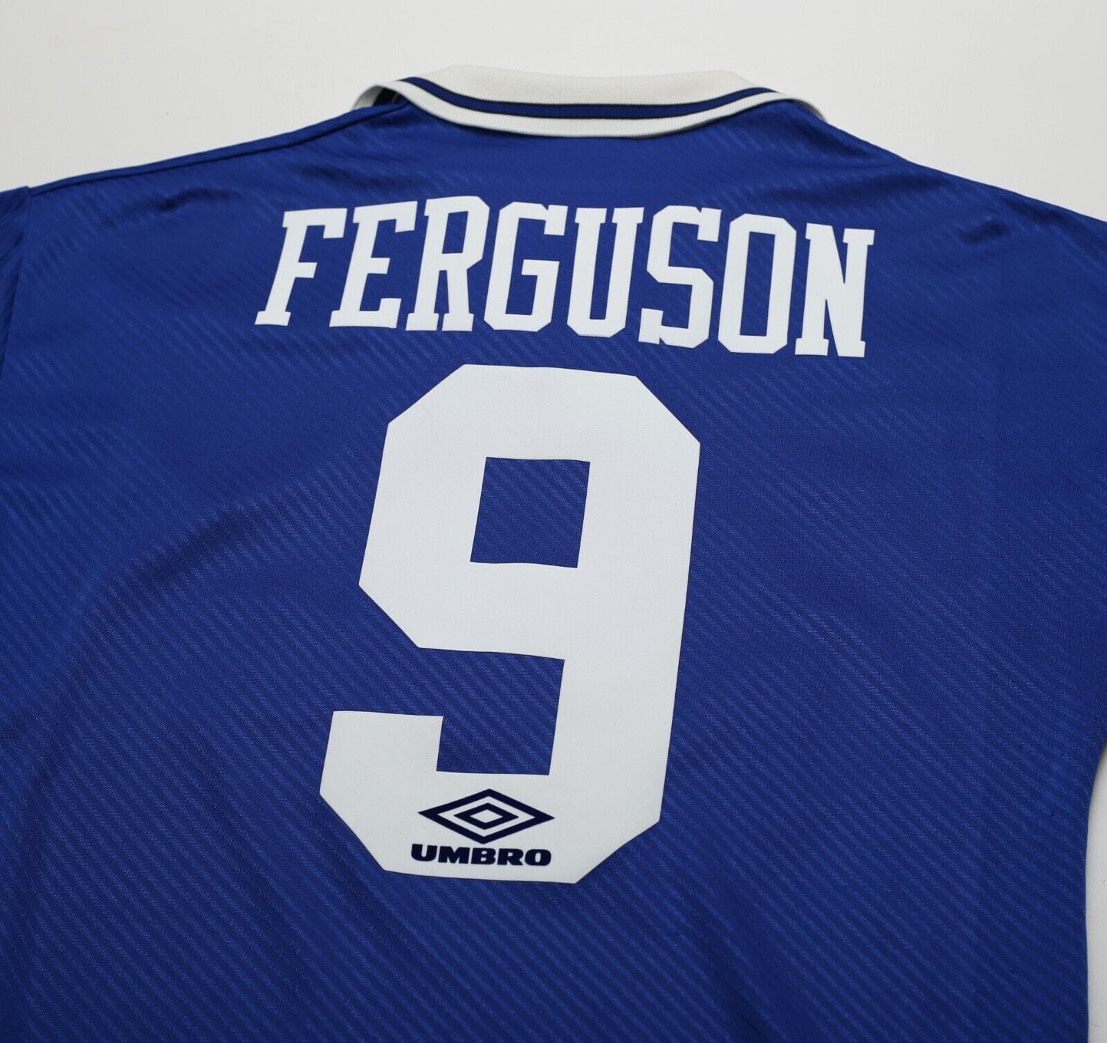 1993/95 FERGUSON #9 Everton Vintage Umbro Home Football Shirt (S)